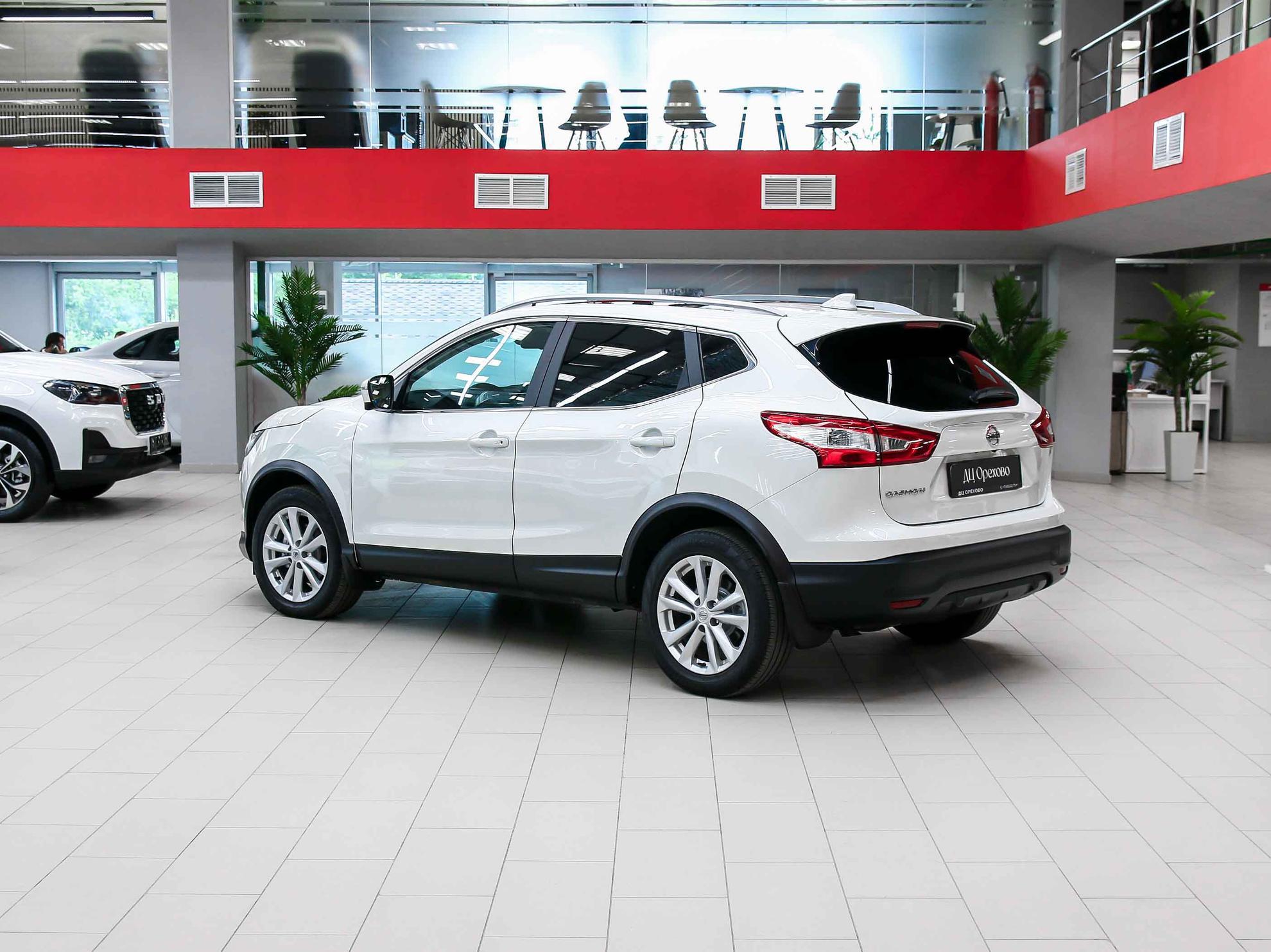 Nissan Qashqai 2018, белый, ДЦ Орехово