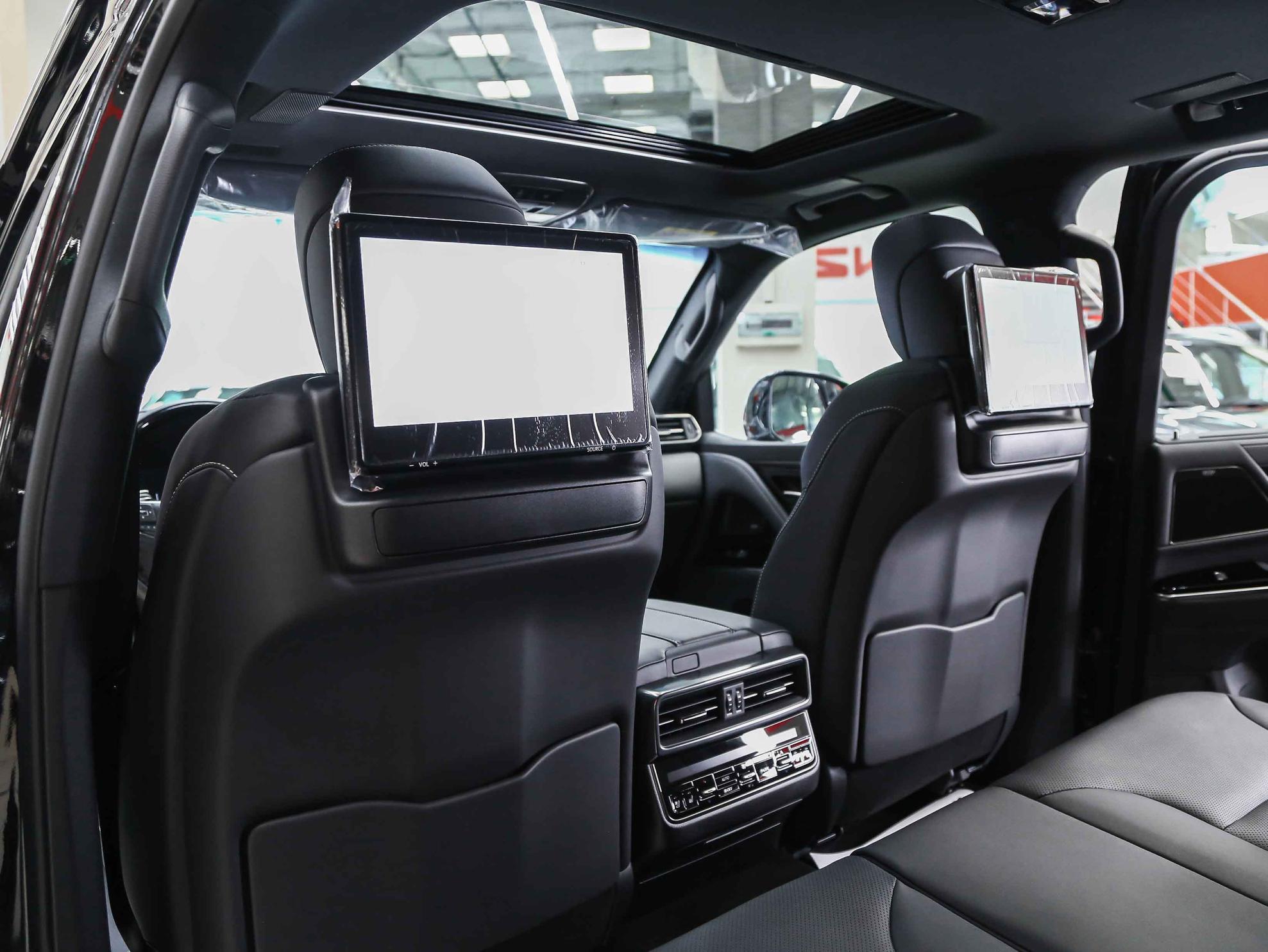 Lexus LX 2026, черный, ДЦ Орехово