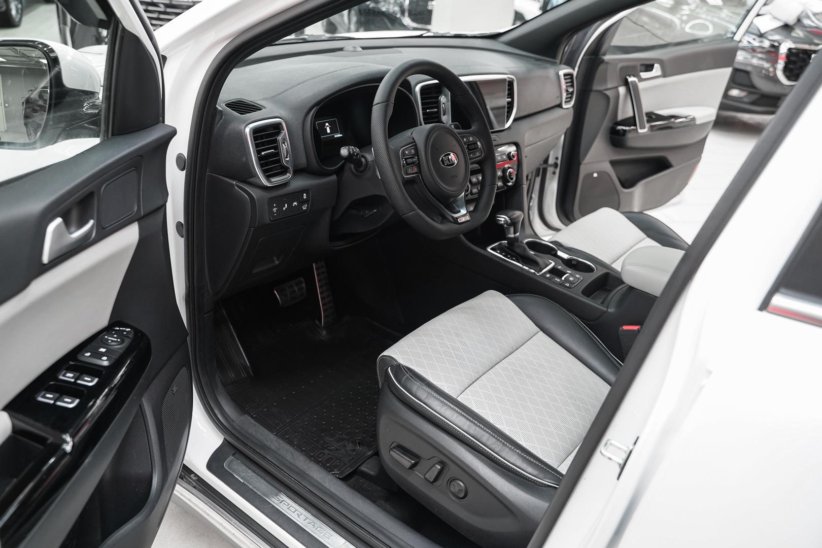 Kia Sportage 2016, белый, ДЦ Орехово