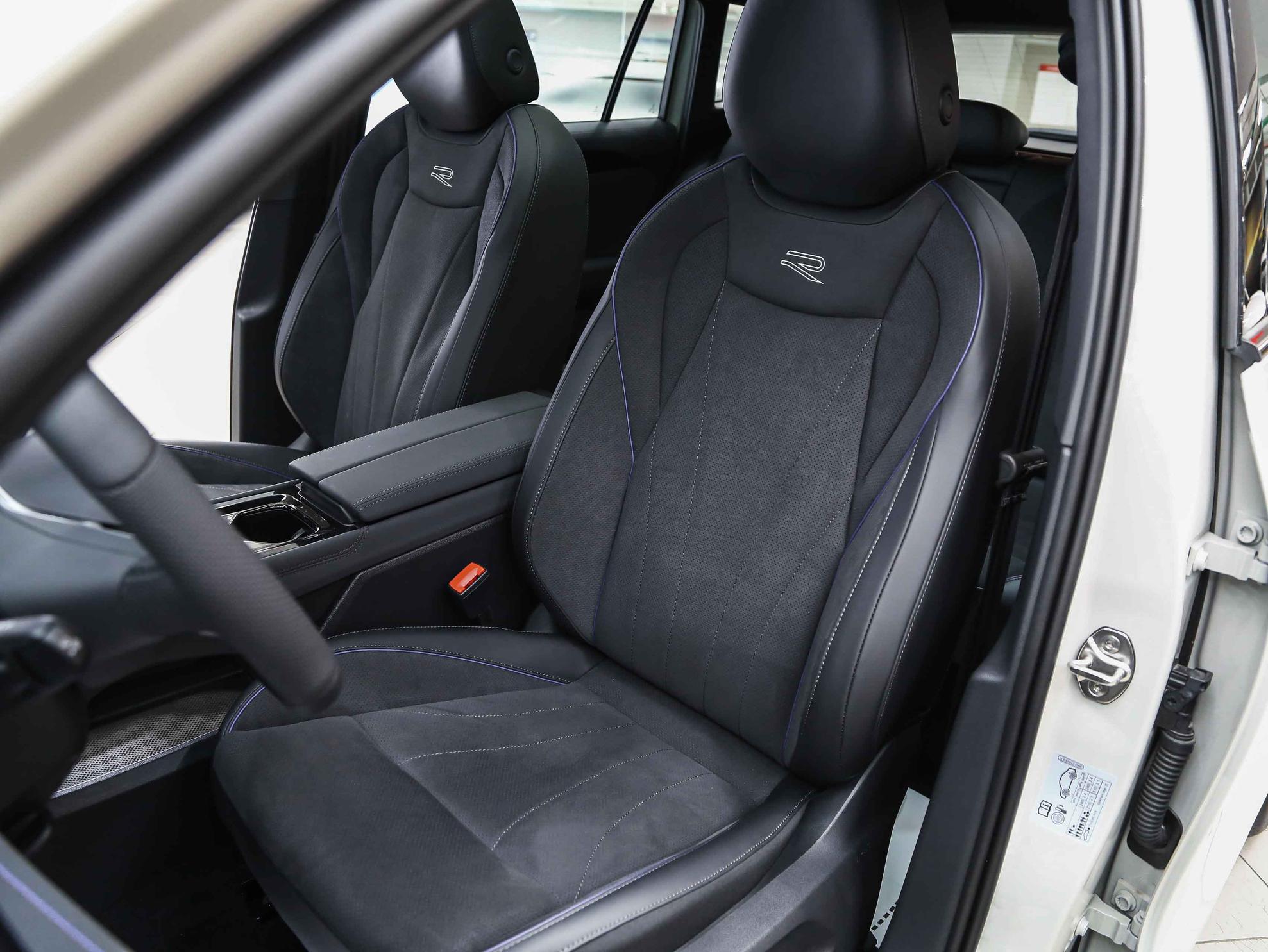Volkswagen Tiguan 2026, серый, ДЦ Орехово