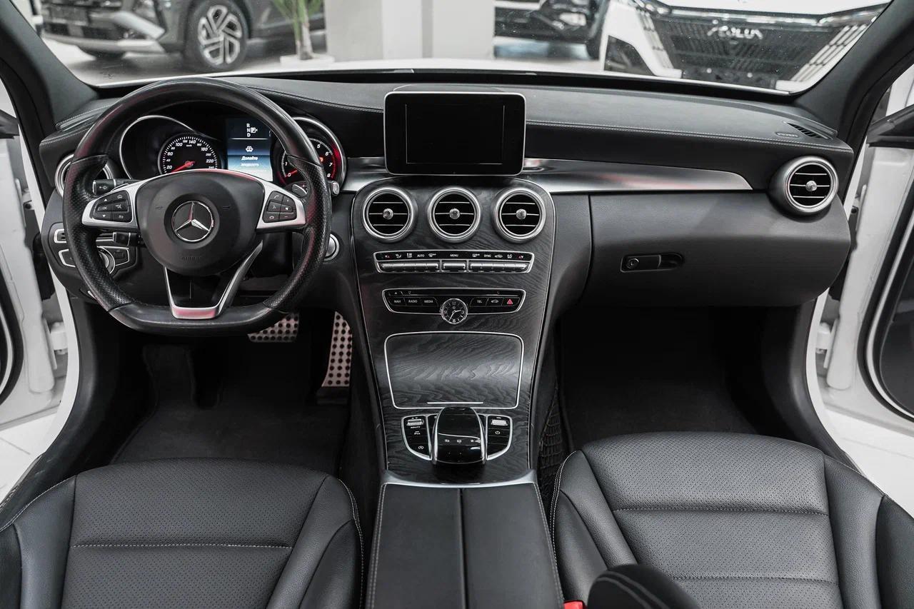 Mercedes-Benz C-Класс 2015, белый, ДЦ Орехово