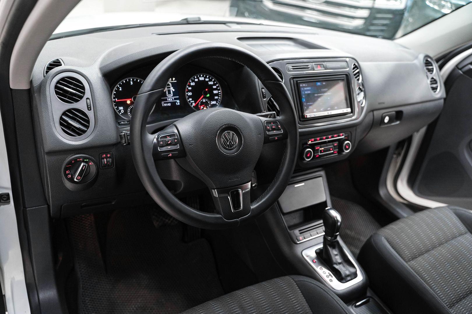 Volkswagen Tiguan 2013, белый, ДЦ Орехово