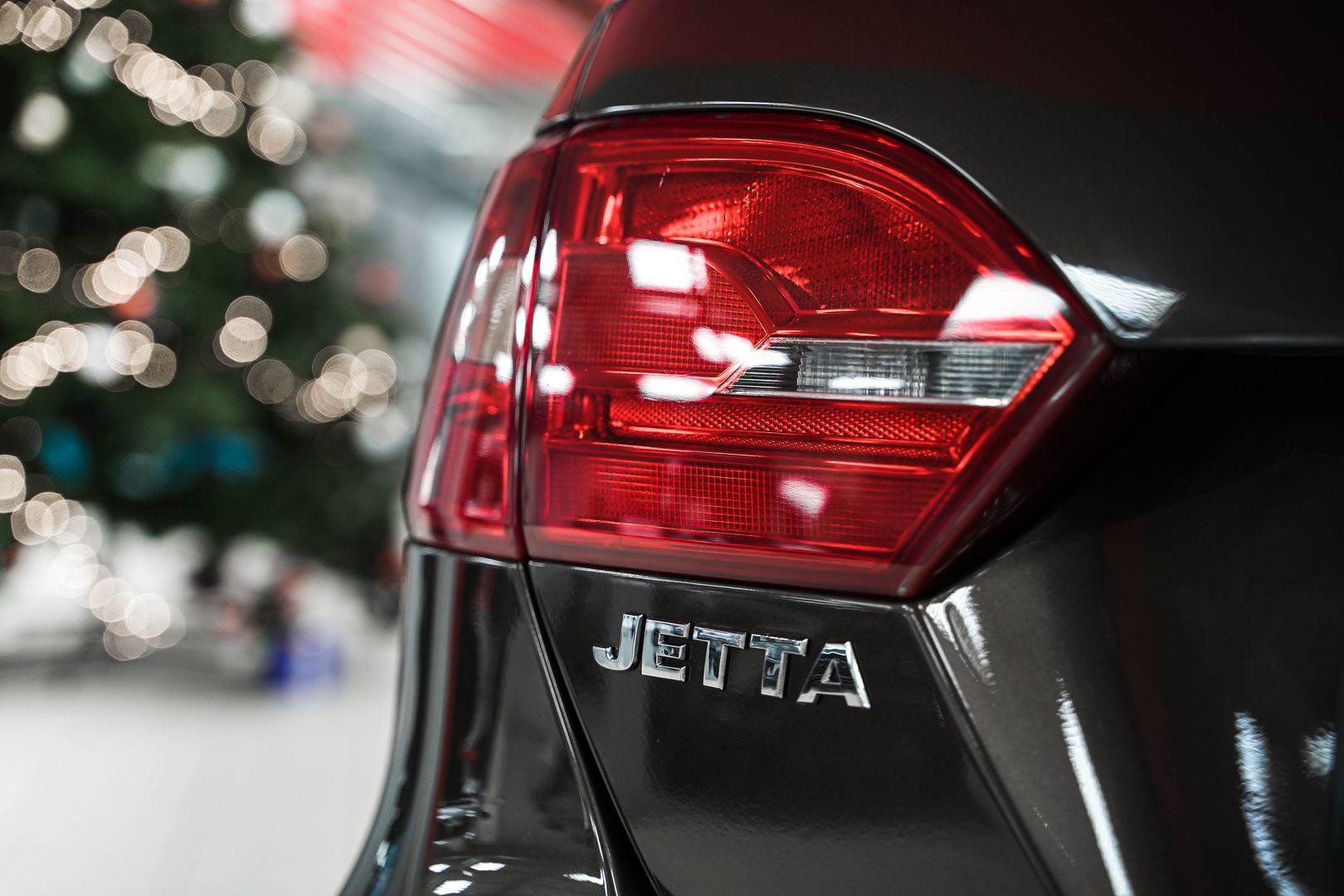 Volkswagen Jetta 2012, коричневый, ДЦ Орехово