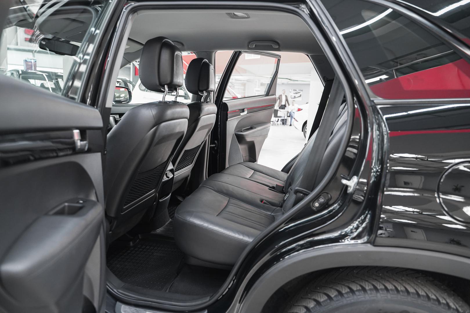 Kia Sorento 2013, черный, ДЦ Орехово