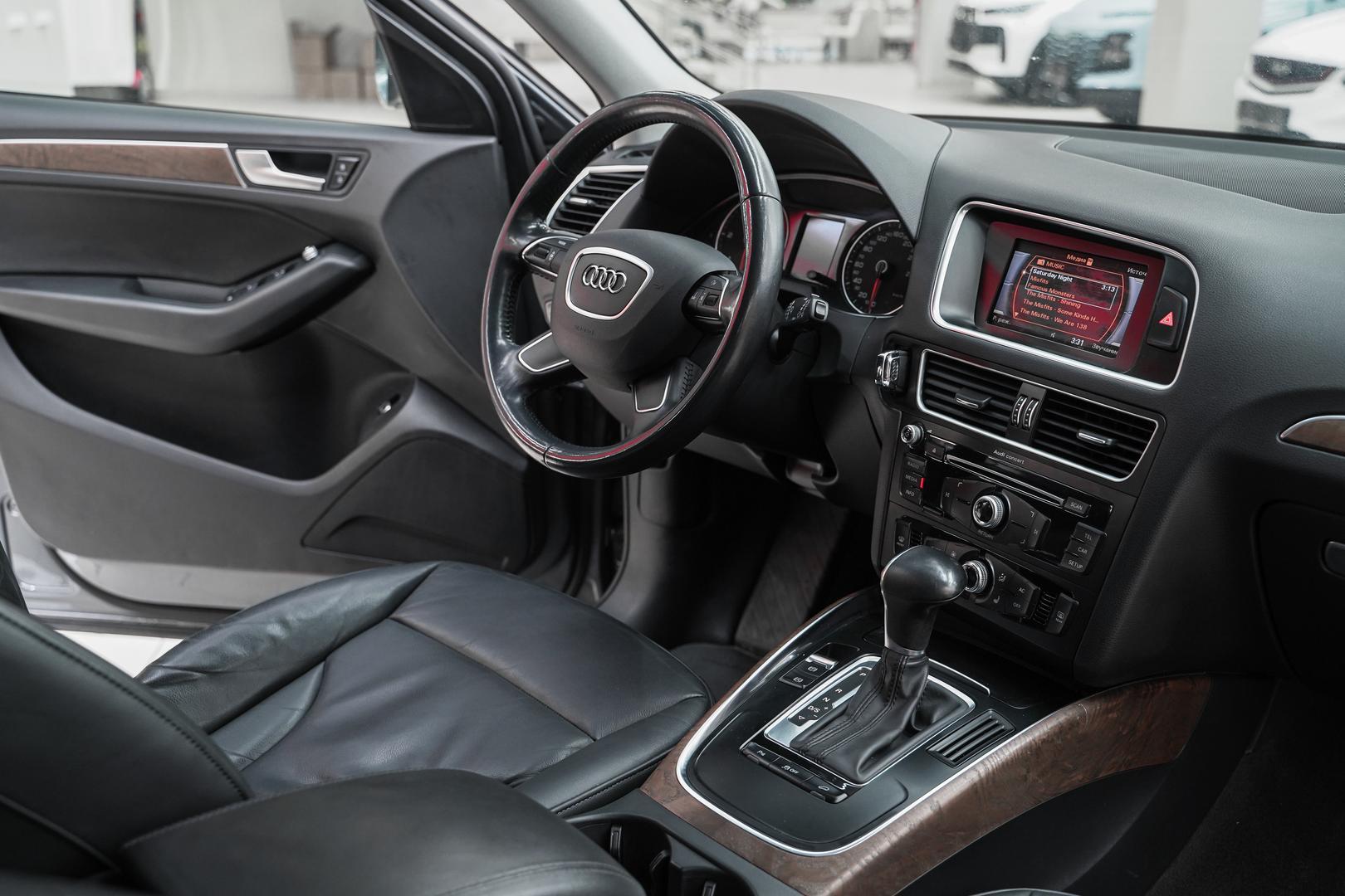 Audi Q5 2013, серый, ДЦ Орехово