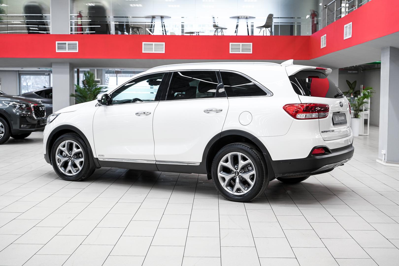 Kia Sorento 2017, белый, ДЦ Орехово
