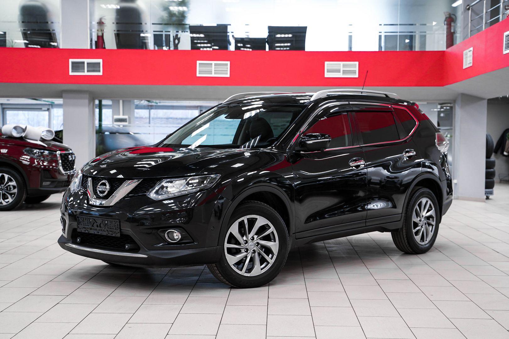 Nissan X-Trail 2015, черный, ДЦ Орехово