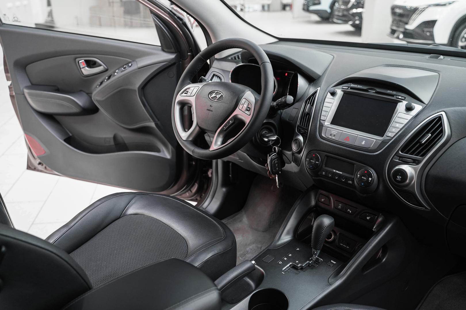 Hyundai ix35 2014, коричневый, ДЦ Орехово