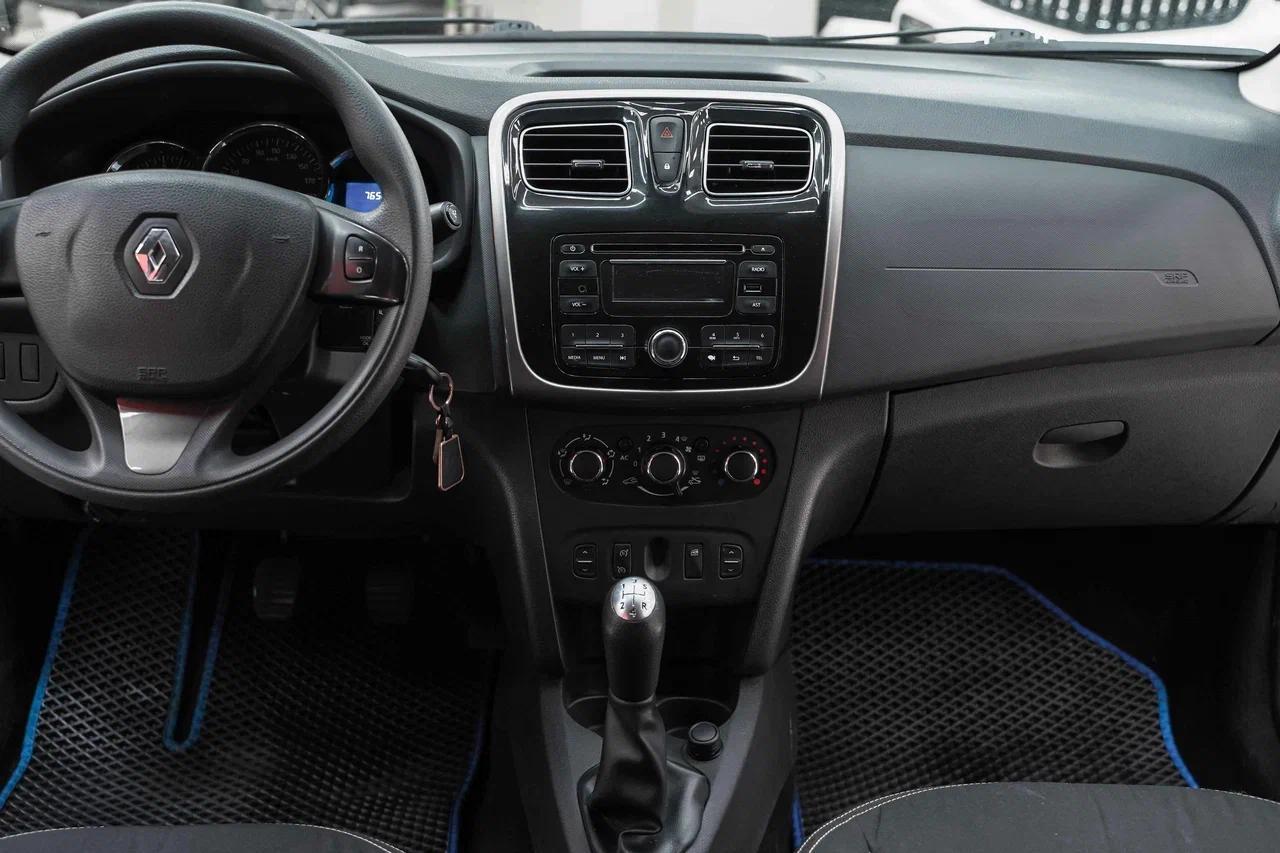 Renault Logan 2014, черный, ДЦ Орехово