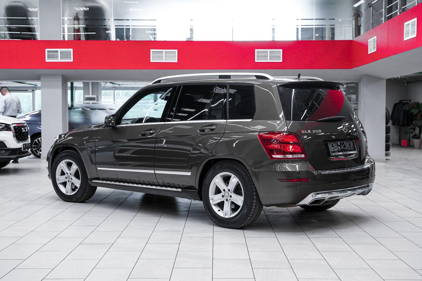 Mercedes-Benz GLK-Класс 2013, коричневый, ДЦ Орехово