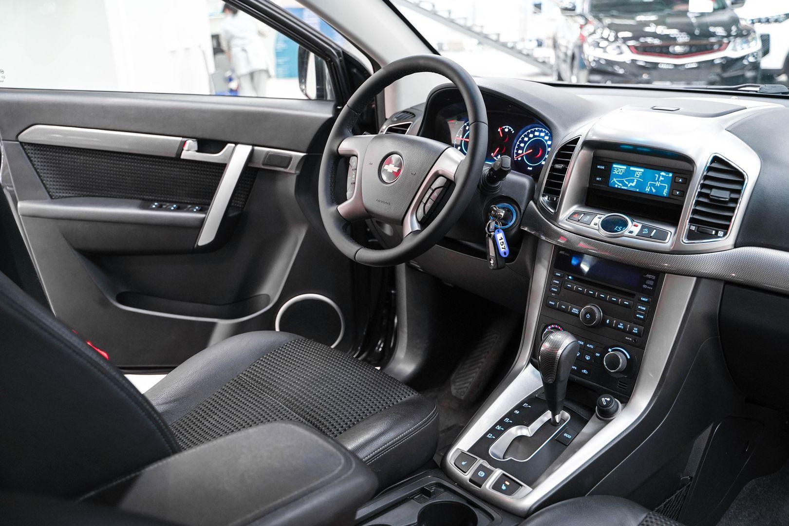 Chevrolet Captiva 2013, серый, ДЦ Орехово