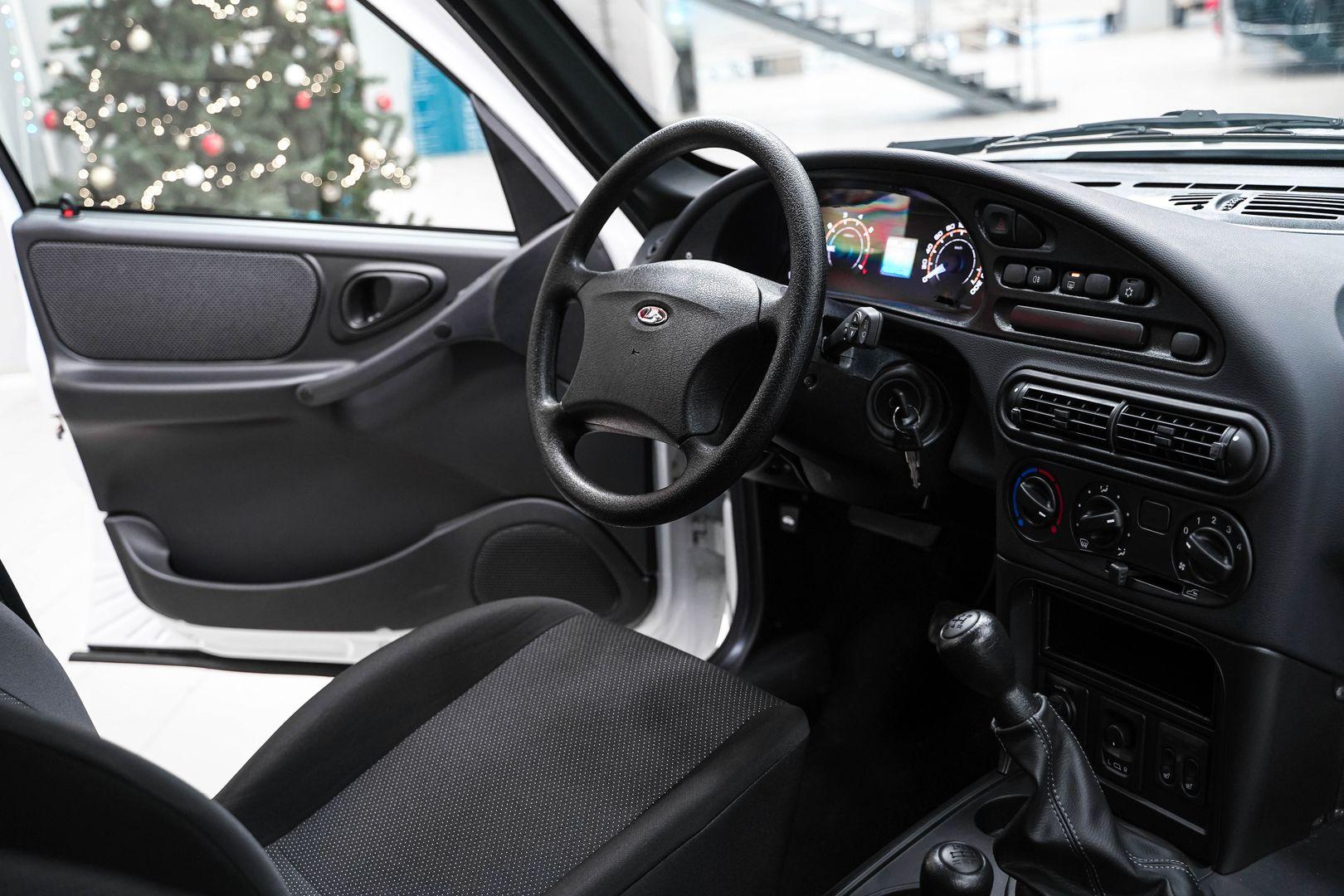 LADA (ВАЗ) Niva Travel 2024, белый, ДЦ Орехово