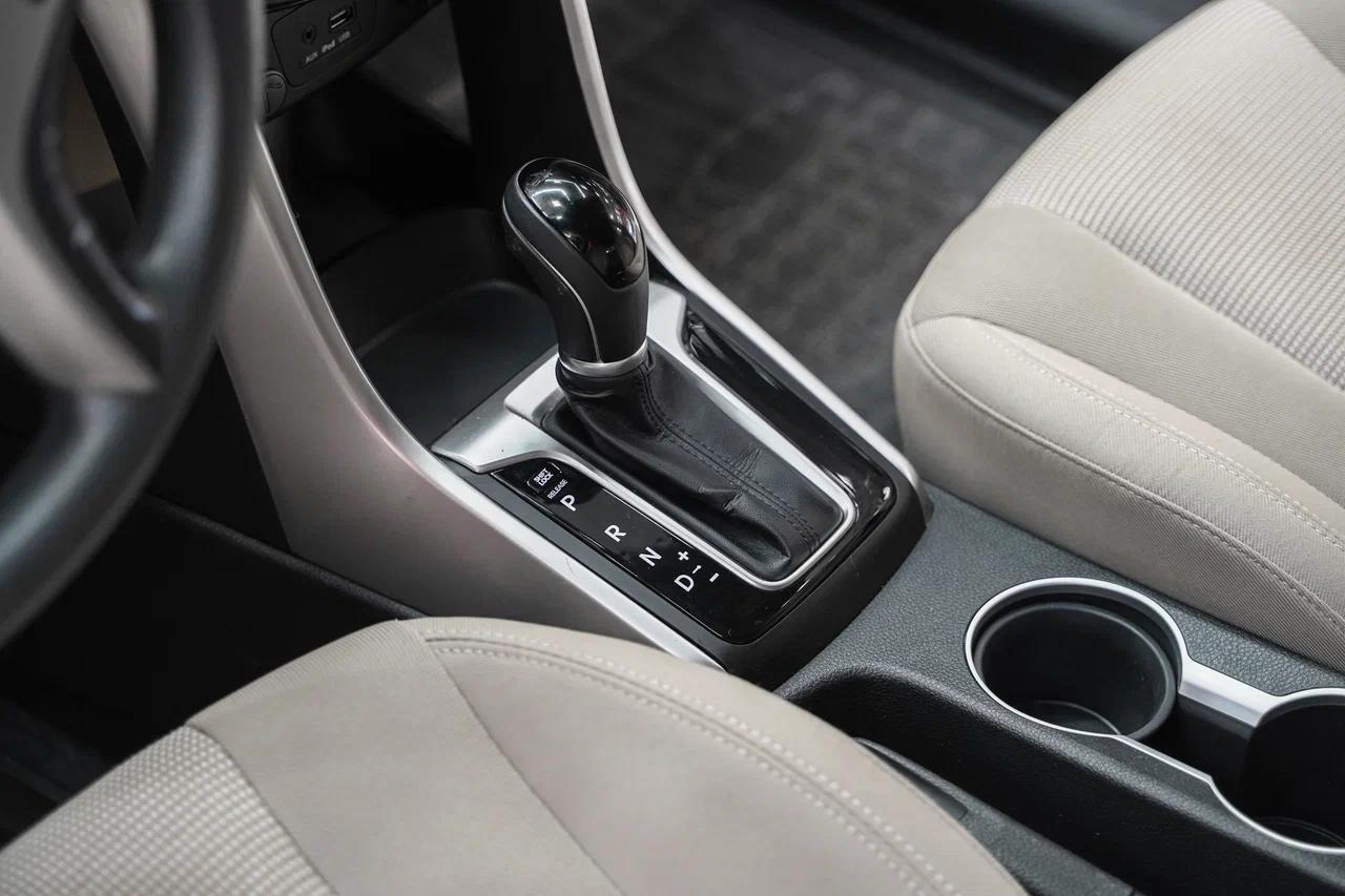 Hyundai i30 2016, белый, ДЦ Орехово