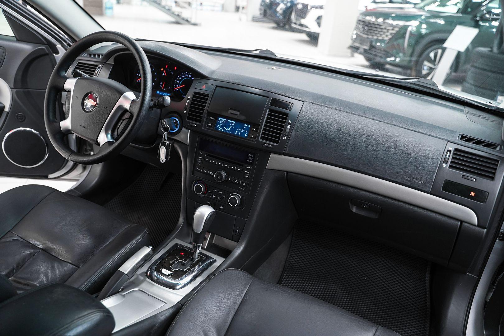 Chevrolet Epica 2011, серебряный, ДЦ Орехово