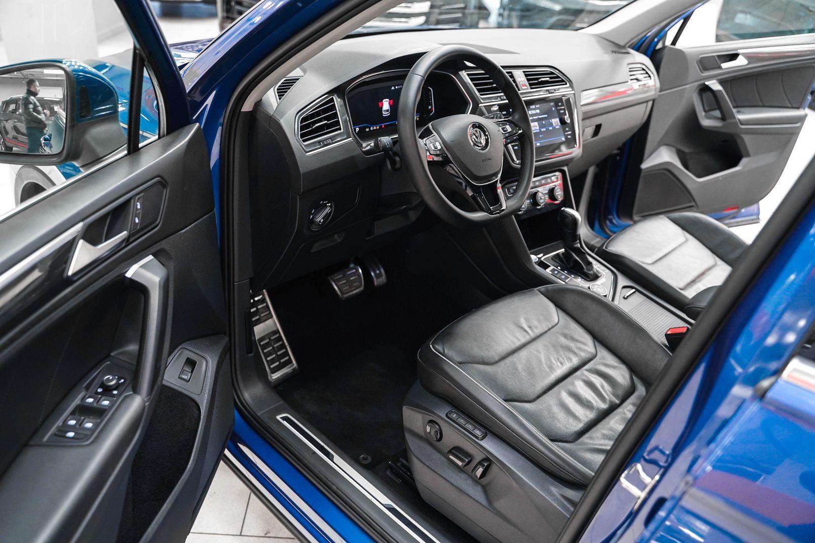 Volkswagen Tiguan 2019, синий, ДЦ Орехово