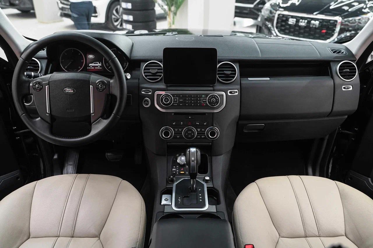Land Rover Discovery 2012, черный, ДЦ Орехово