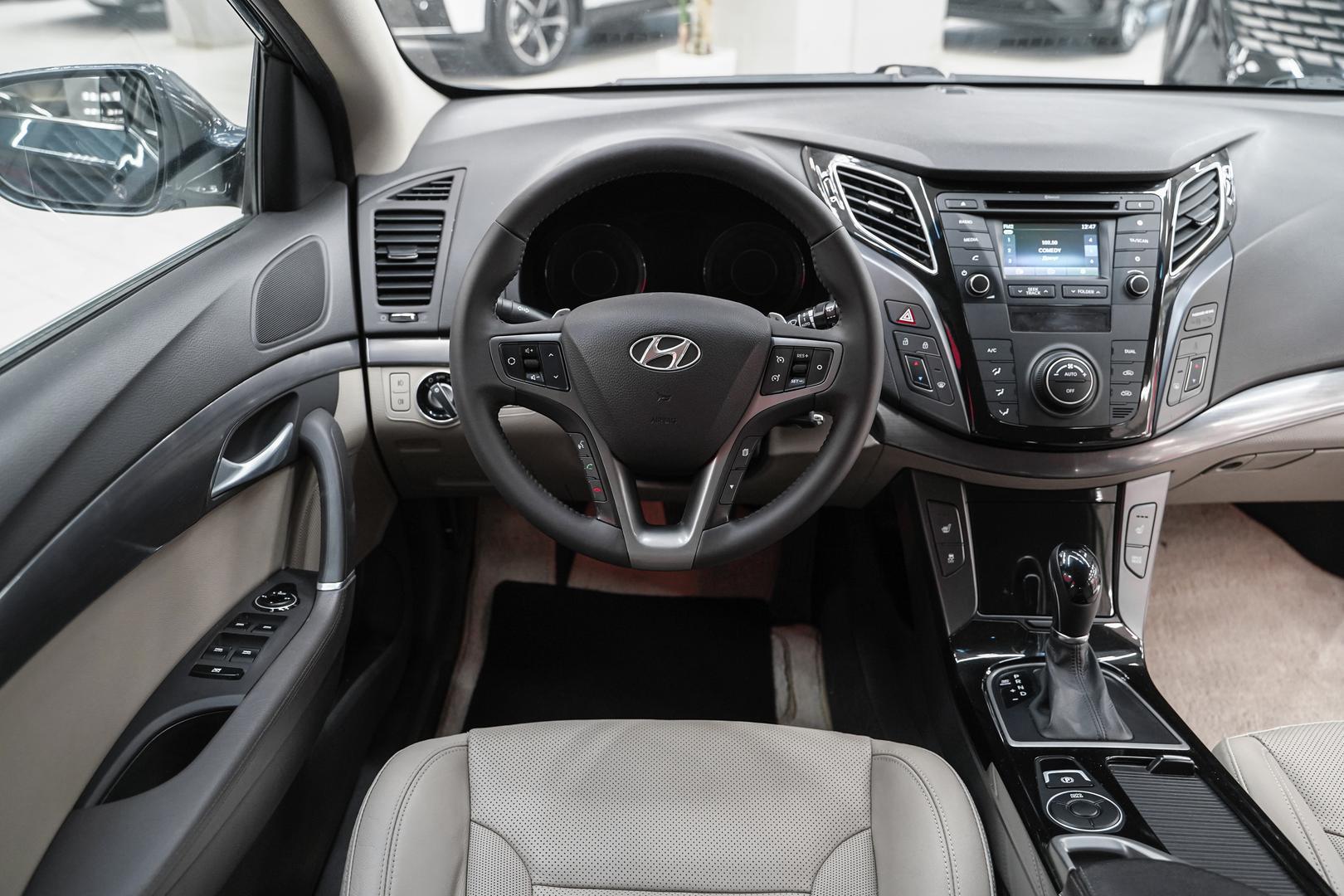 Hyundai i40 2015, синий, ДЦ Орехово