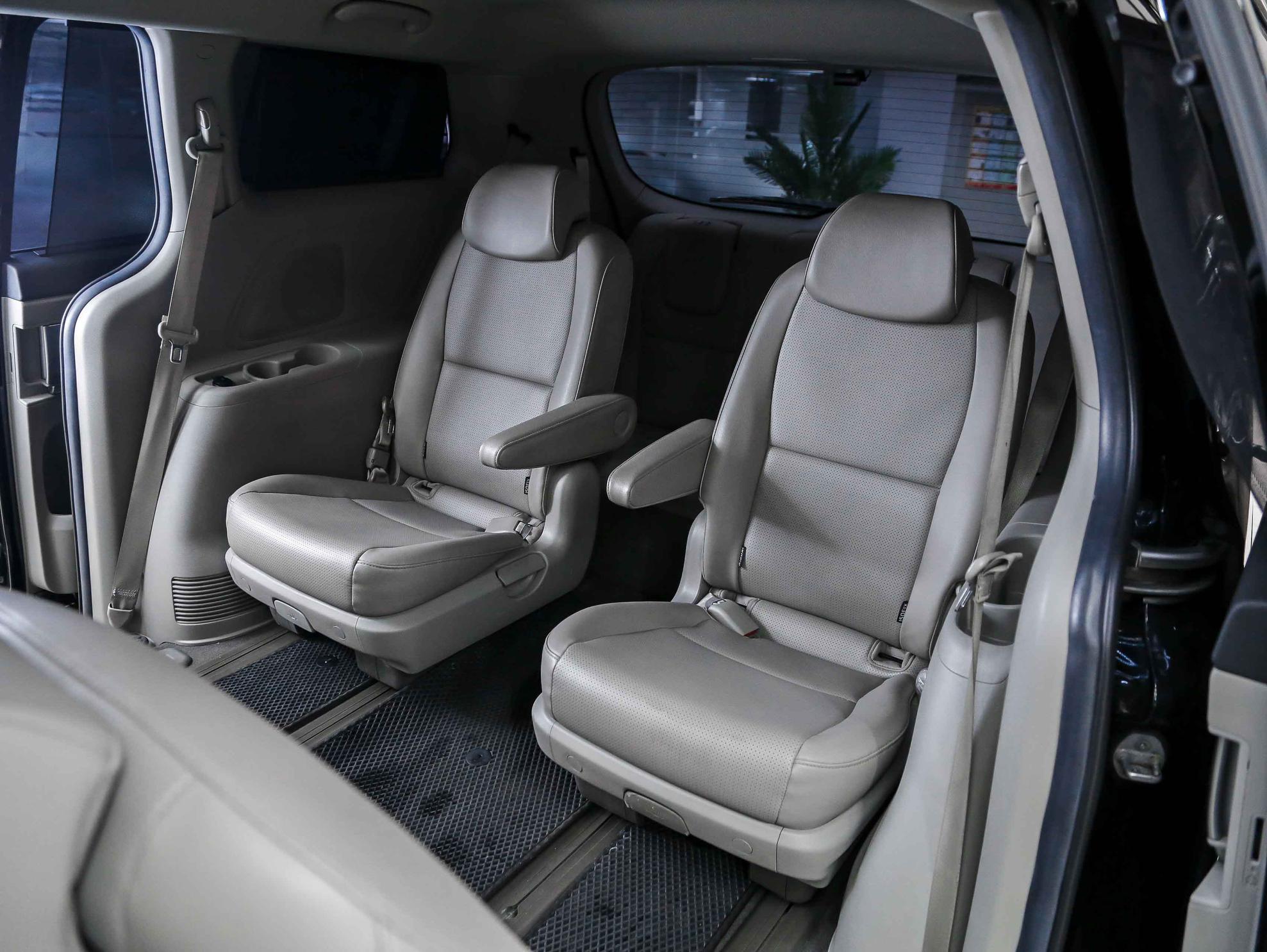 Kia Carnival 2019, черный, ДЦ Орехово