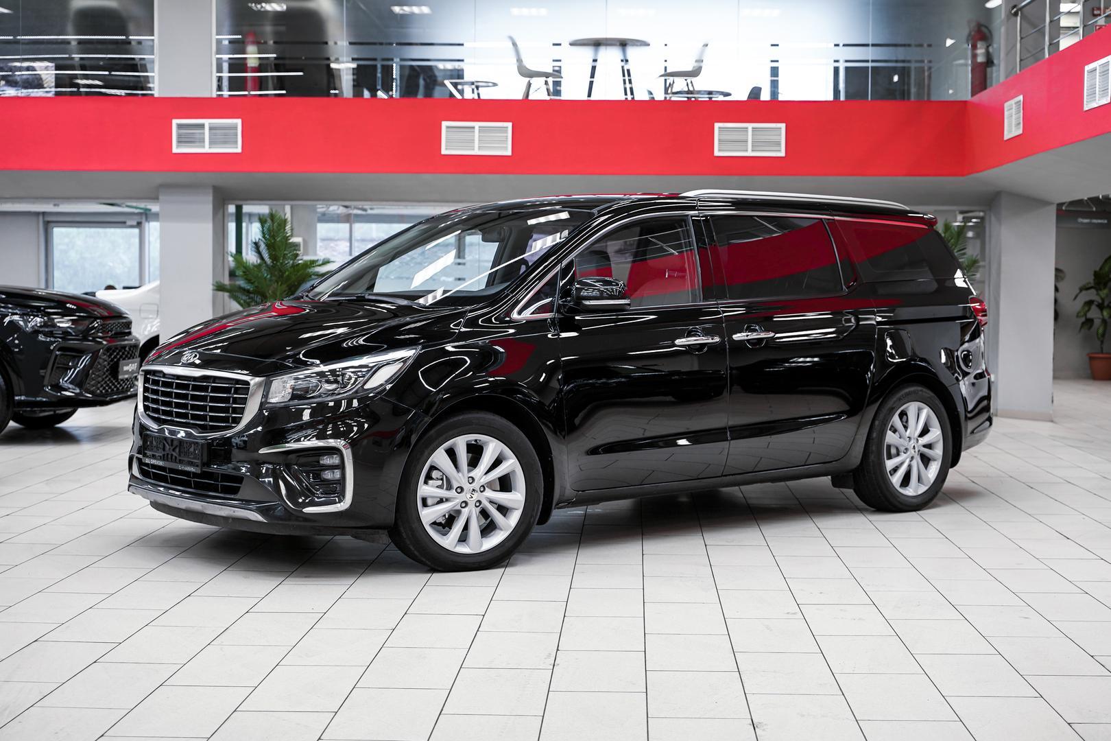 Kia Carnival 2019, черный, ДЦ Орехово