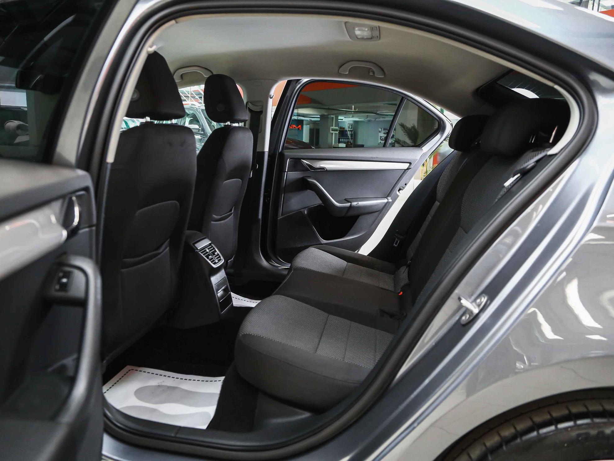 Skoda Octavia 2014, серый, ДЦ Орехово