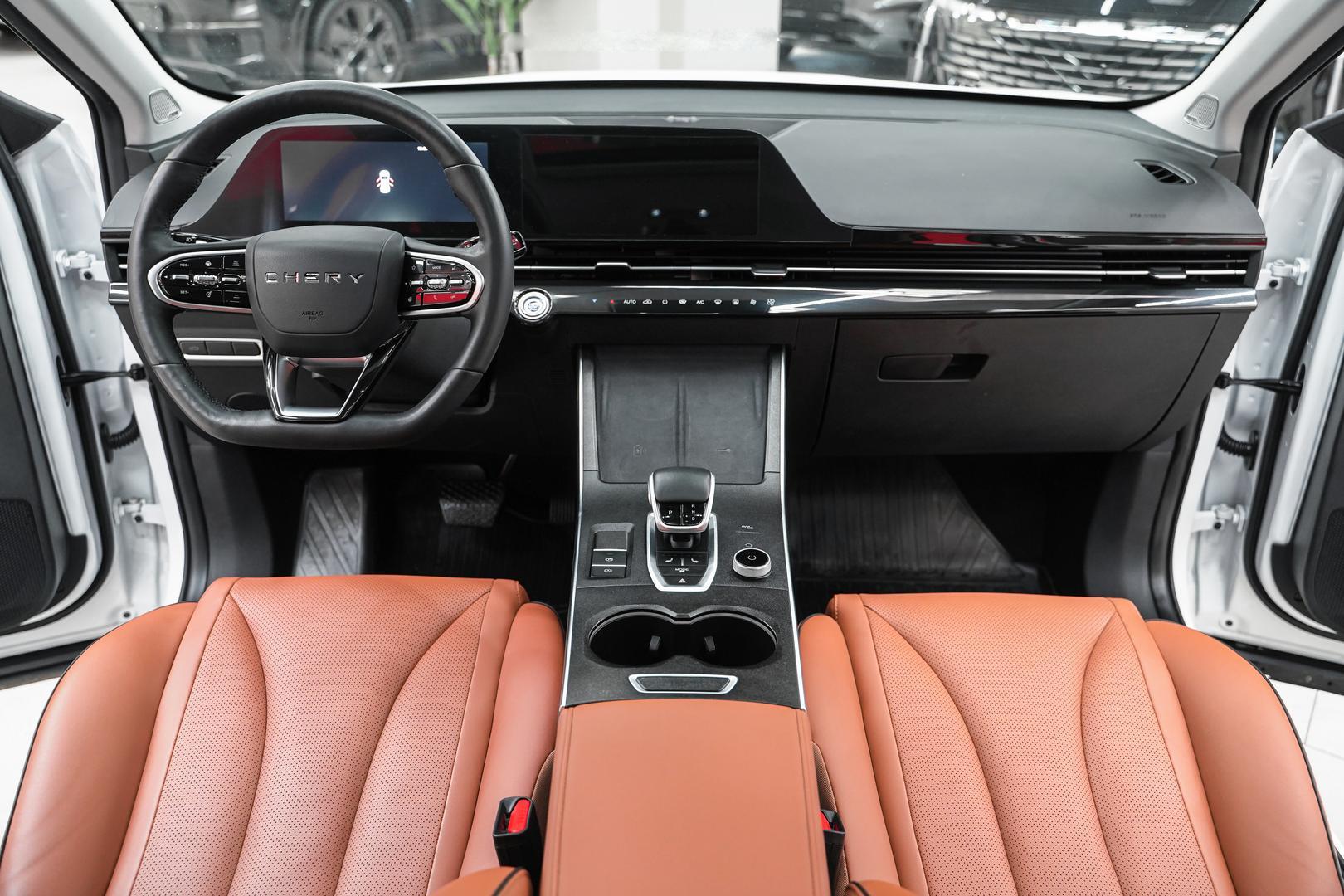 Omoda C5 2023, белый, ДЦ Орехово