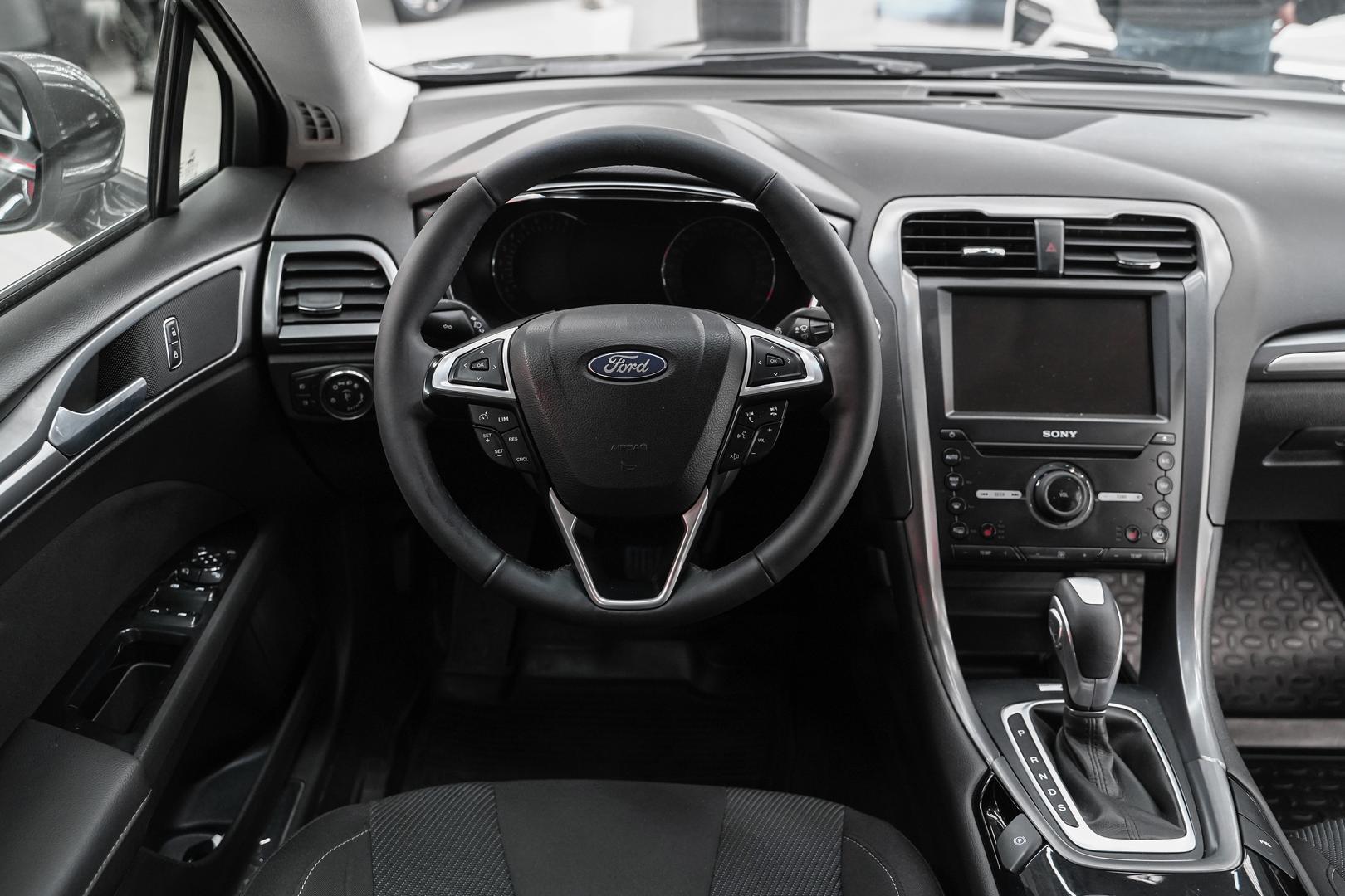 Ford Mondeo 2015, серый, ДЦ Орехово