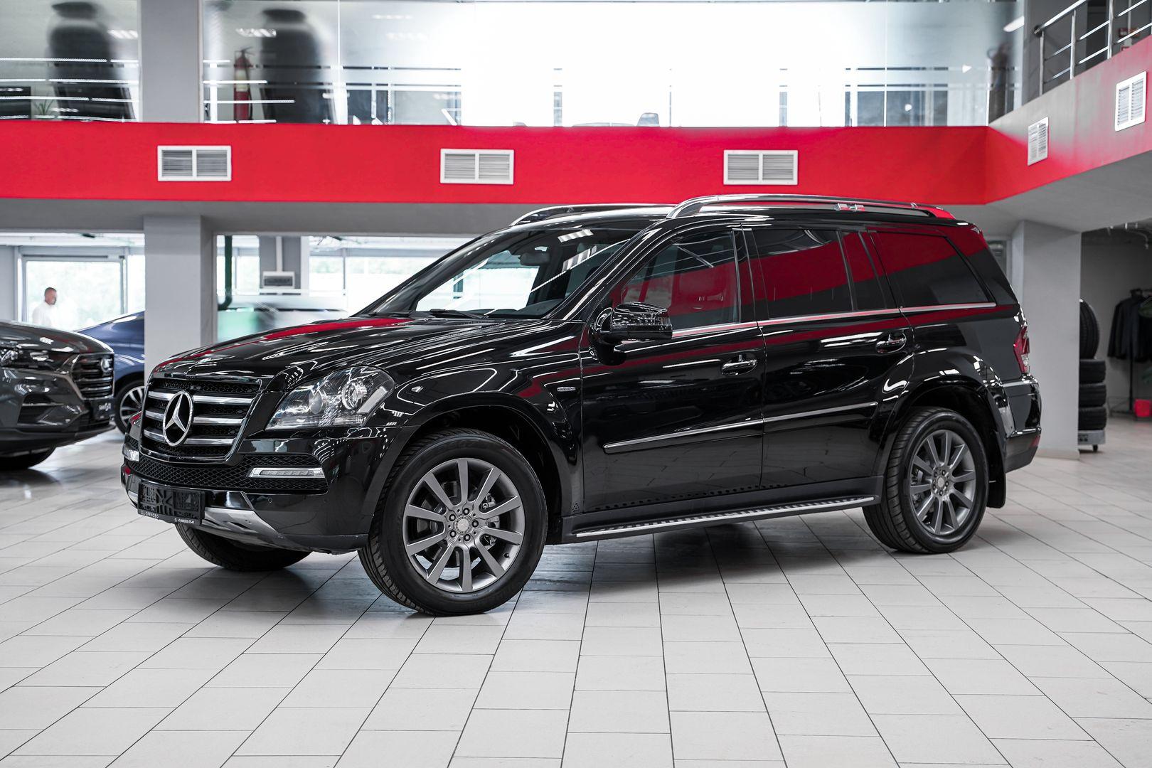 Mercedes-Benz GL-Класс 2011, черный, ДЦ Орехово