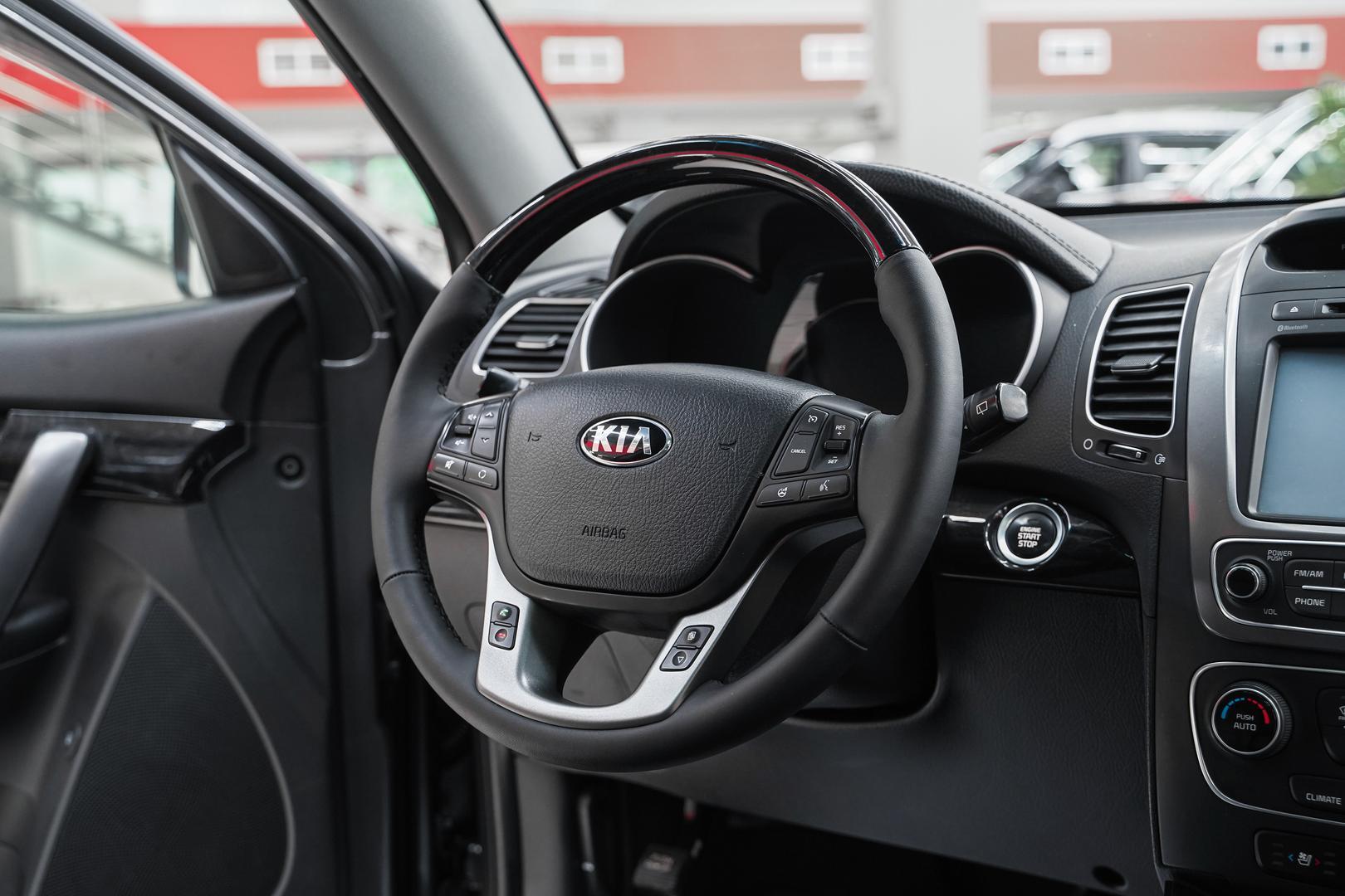 Kia Sorento 2014, серый, ДЦ Орехово