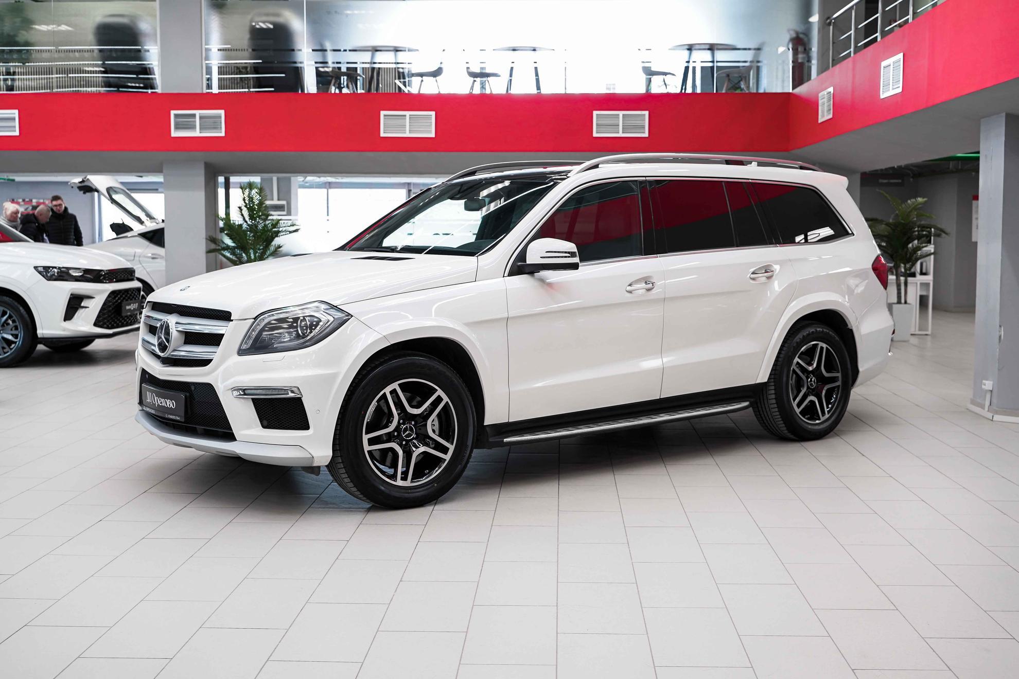 Mercedes-Benz GL-Класс 2013, белый, ДЦ Орехово