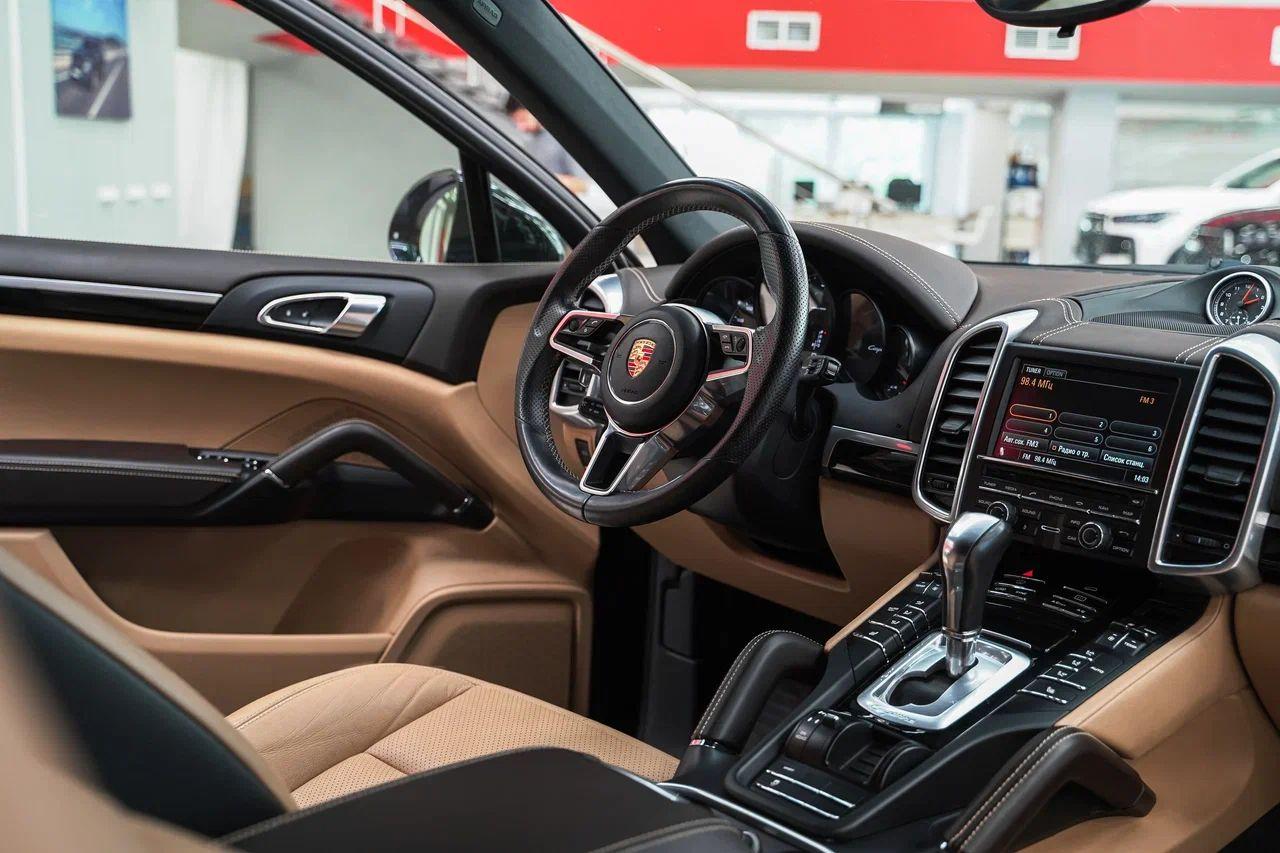 Porsche Cayenne 2014, черный, ДЦ Орехово