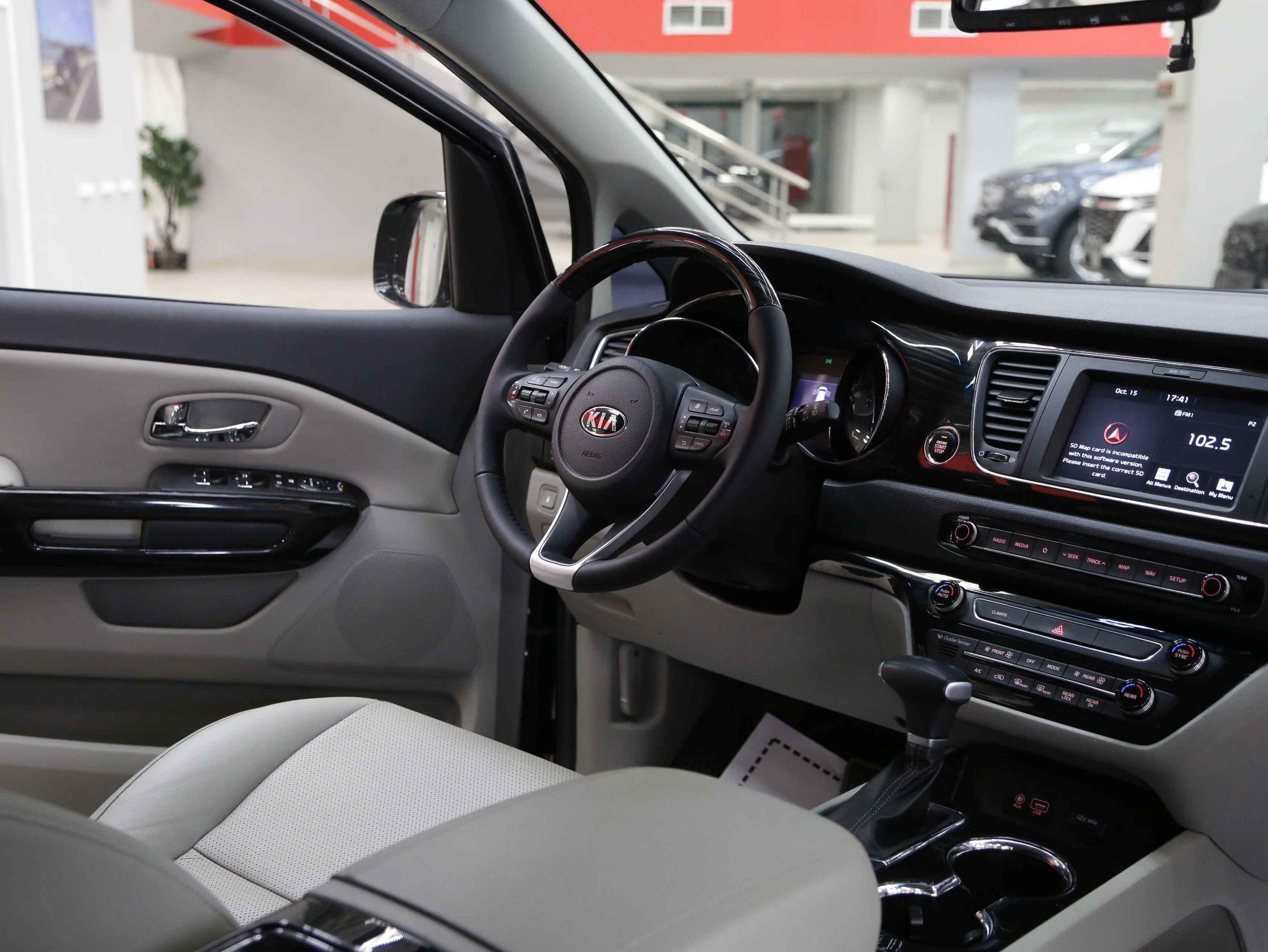 Kia Carnival 2019, черный, ДЦ Орехово