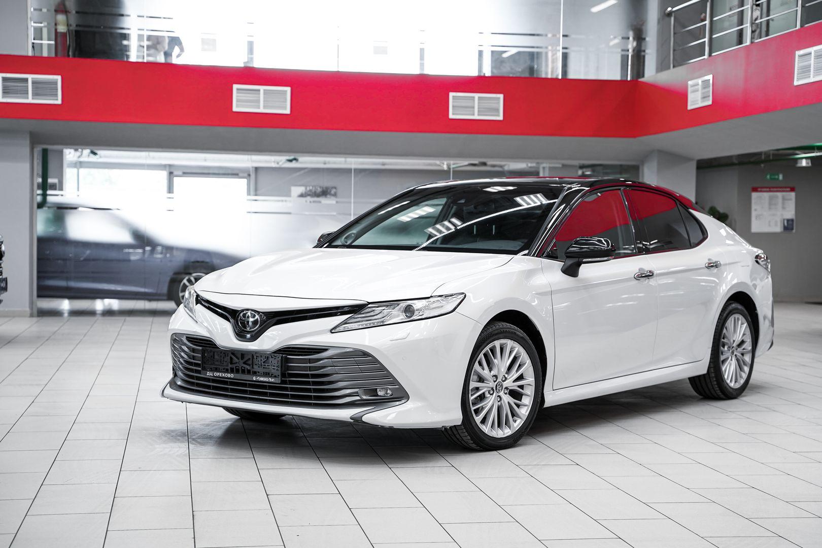 Toyota Camry 2019, белый, ДЦ Орехово