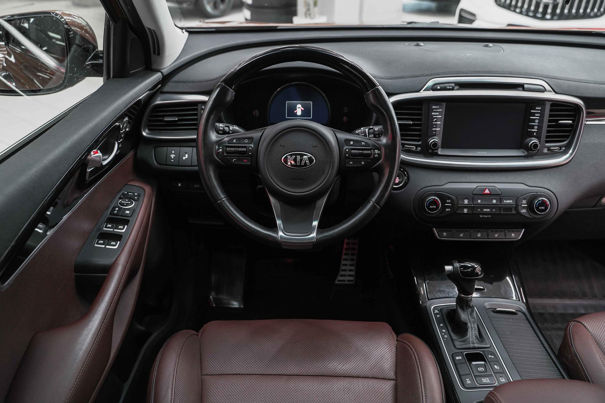 Kia Sorento 2017, коричневый, ДЦ Орехово