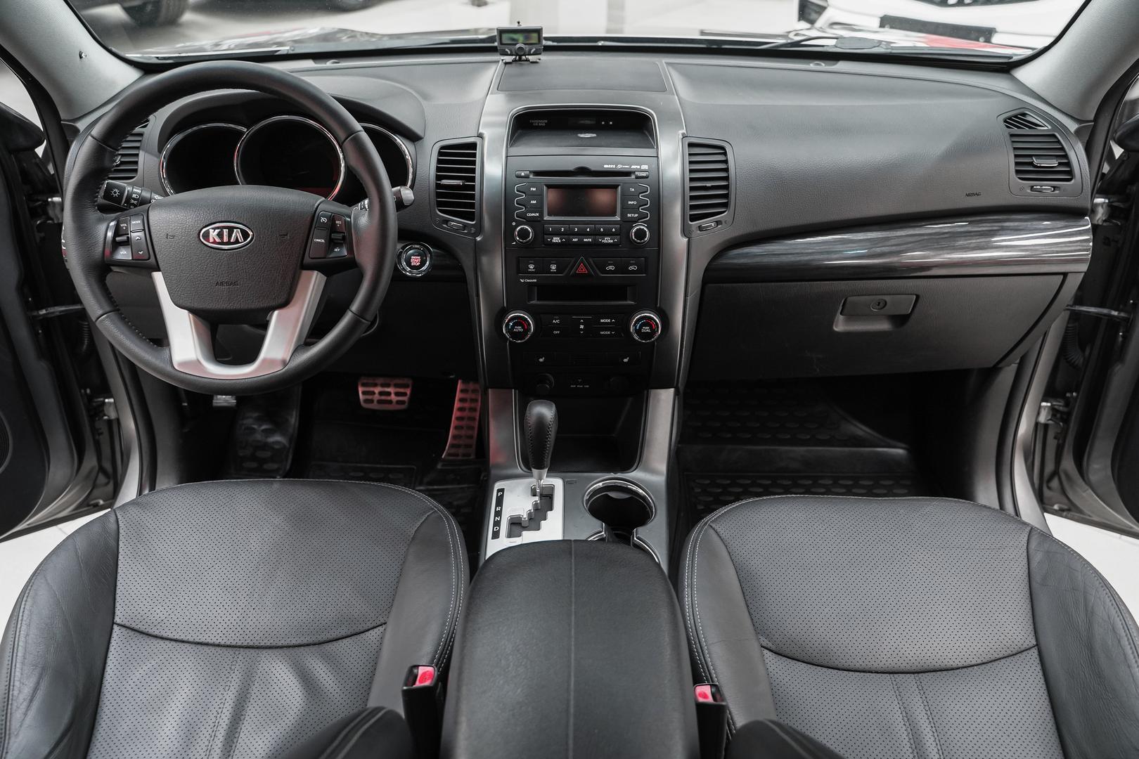 Kia Sorento 2010, серый, ДЦ Орехово