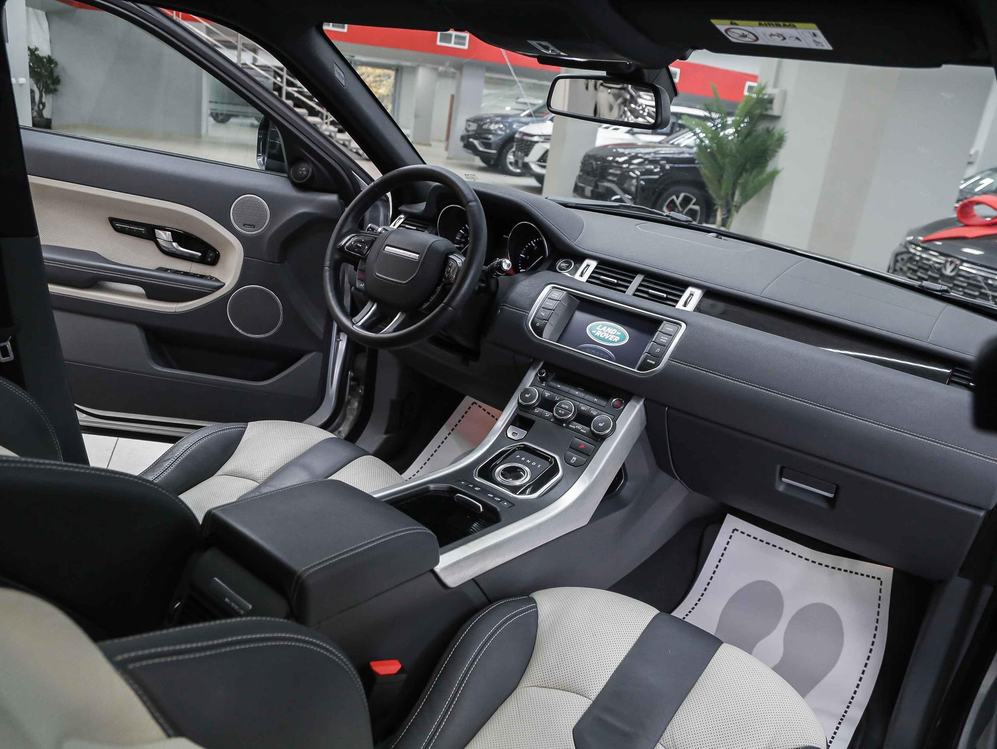 Land Rover Range Rover Evoque 2014, серебряный, ДЦ Орехово