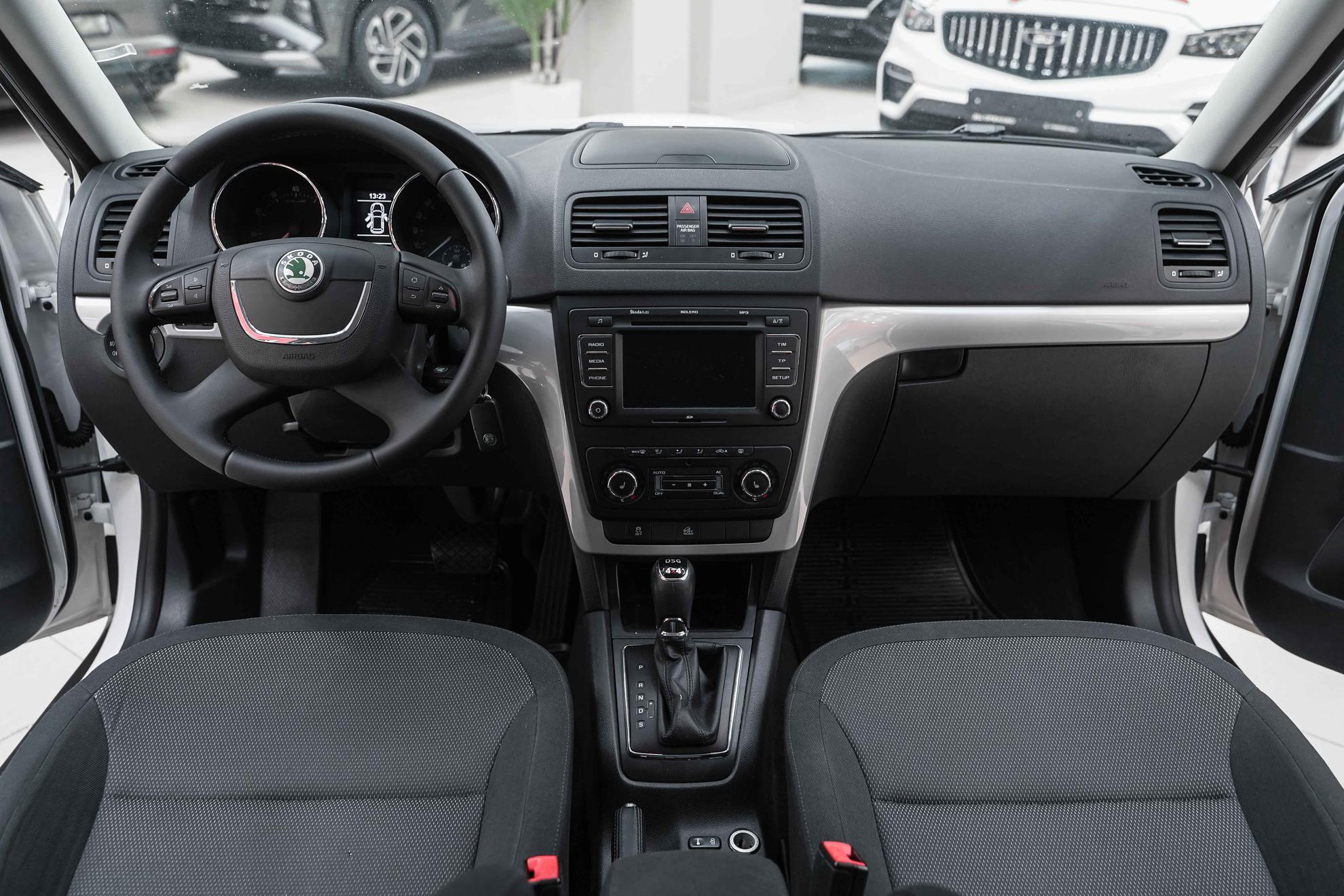 Skoda Yeti 2013, белый, ДЦ Орехово
