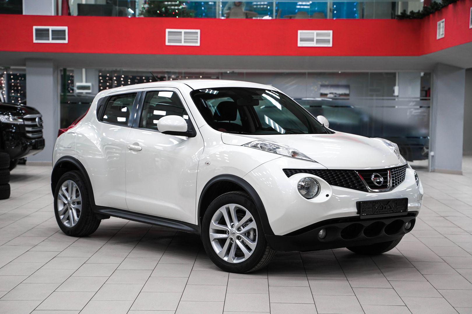Nissan Juke 2014, белый, ДЦ Орехово