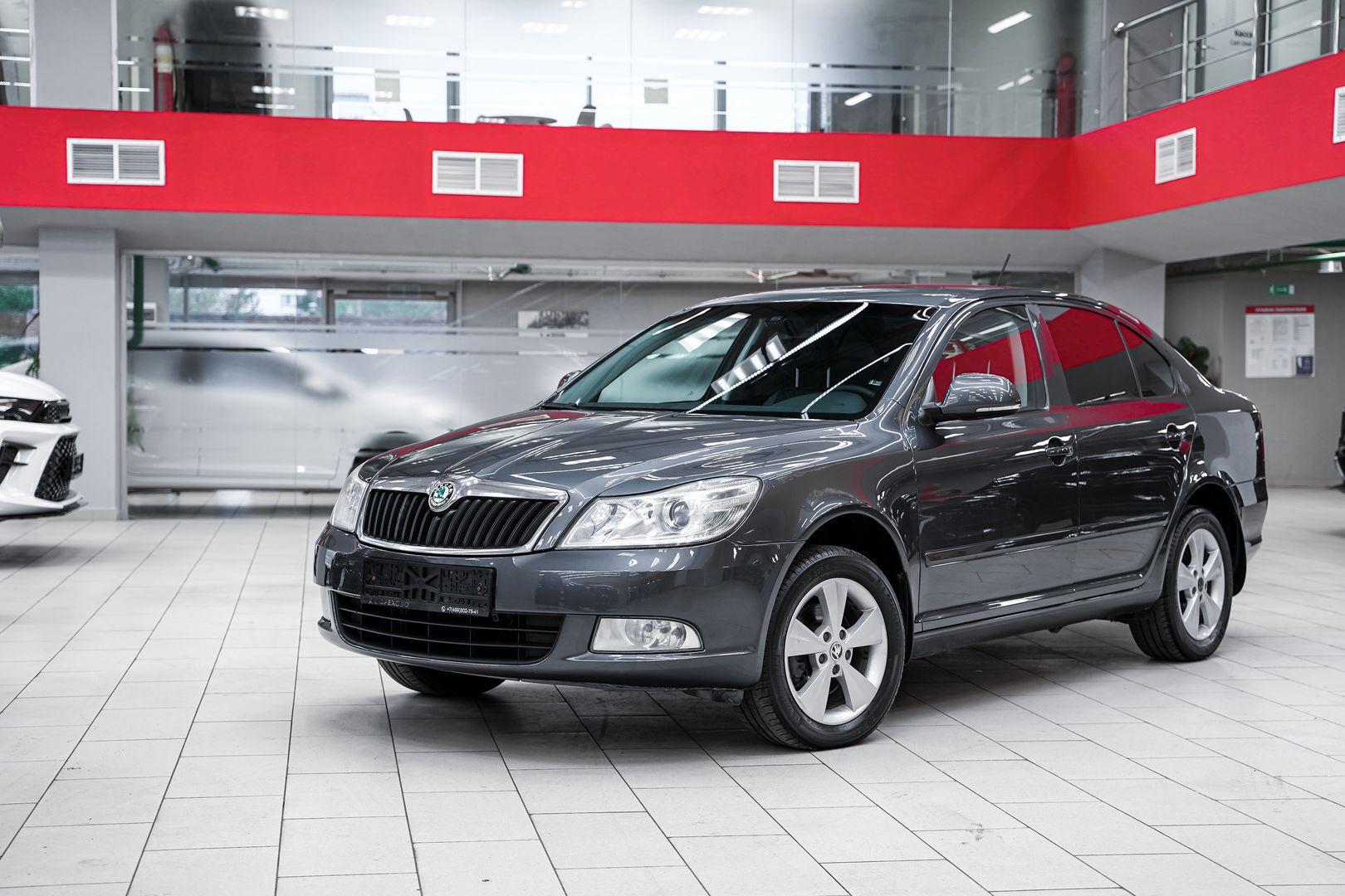 Skoda Octavia 2011, серый, ДЦ Орехово