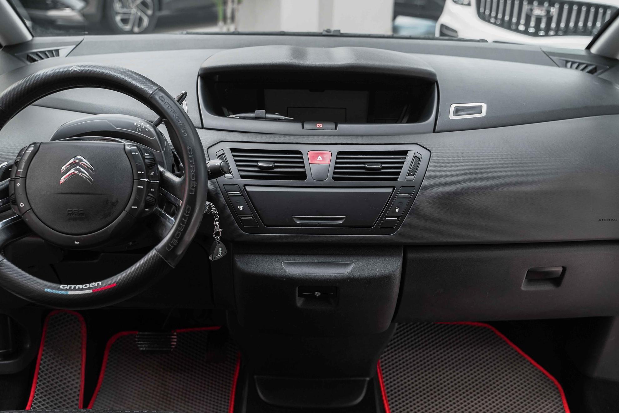 Citroen C4 Picasso 2012, черный, ДЦ Орехово