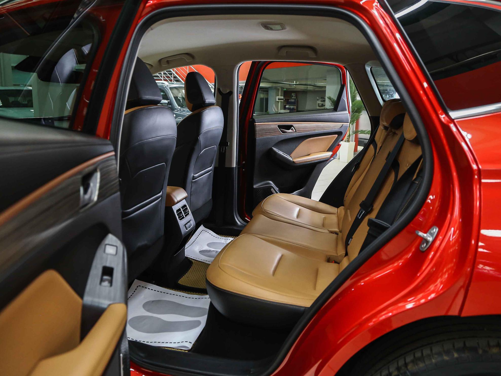 Haval Jolion 2021, красный, ДЦ Орехово