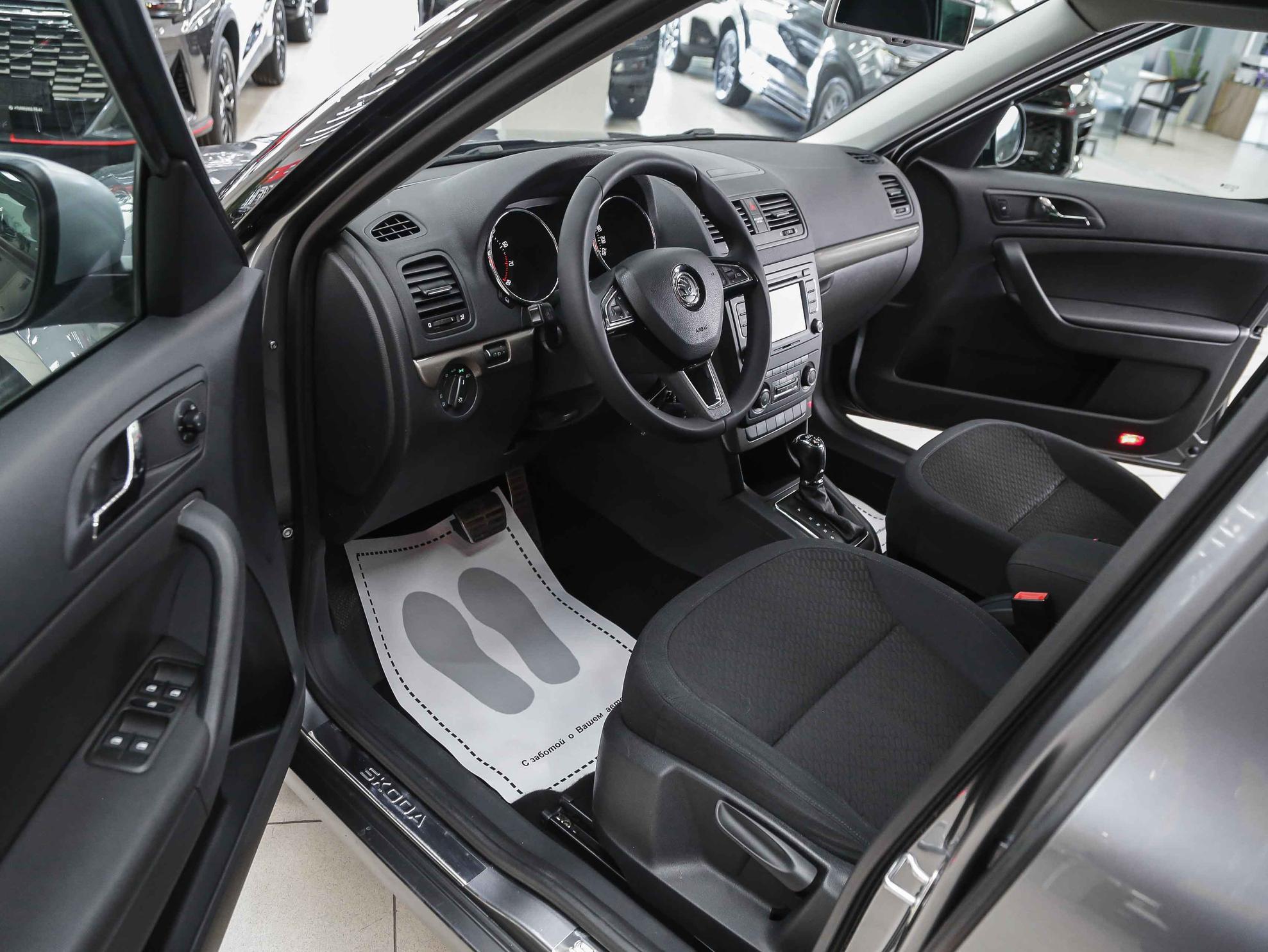 Skoda Yeti 2014, серый, ДЦ Орехово
