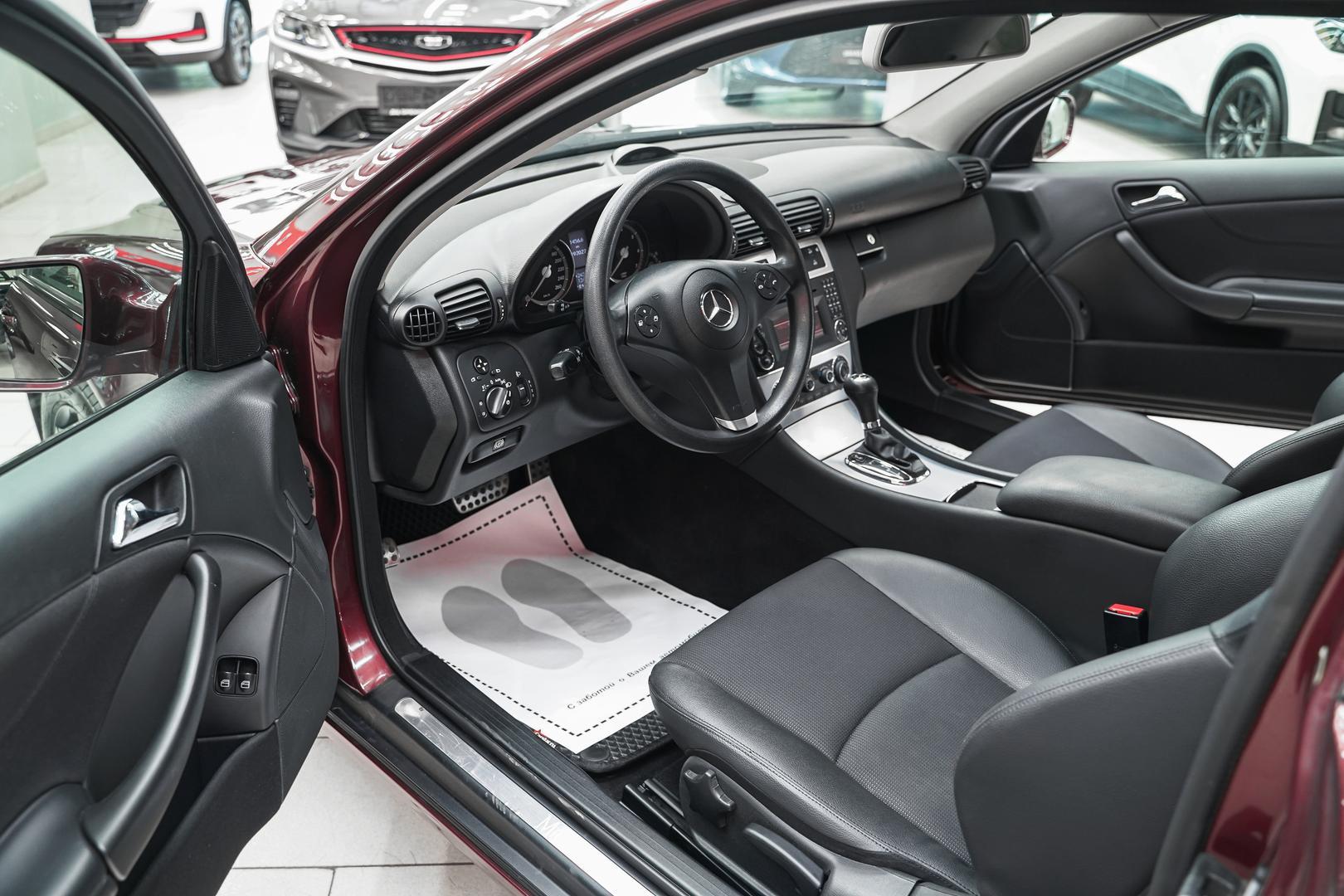 Mercedes-Benz CLC-Класс 2009, красный, ДЦ Орехово
