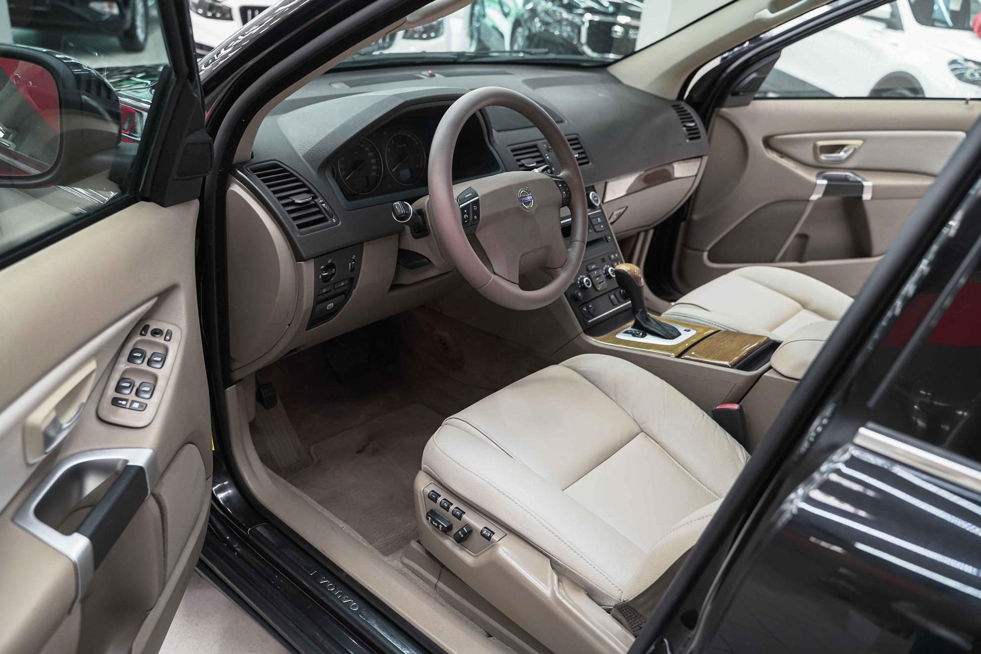Volvo XC90 2008, черный, ДЦ Орехово