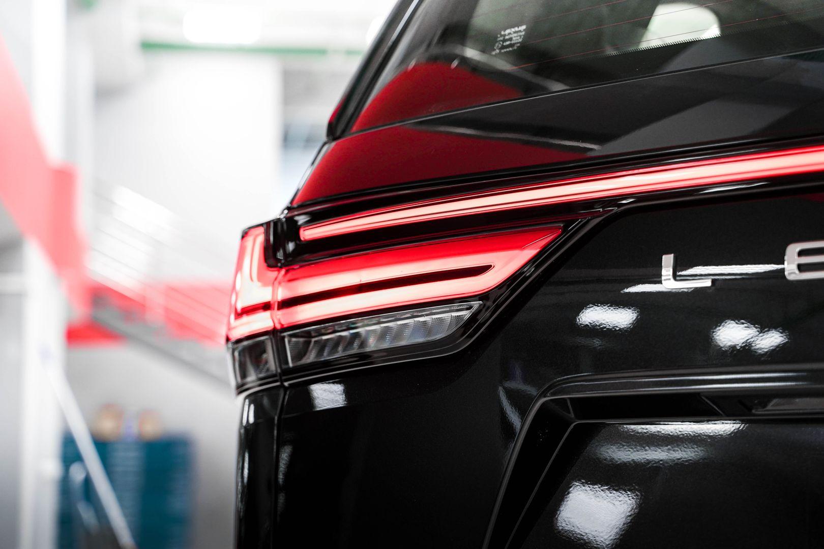 Lexus LX 2024, черный, ДЦ Орехово