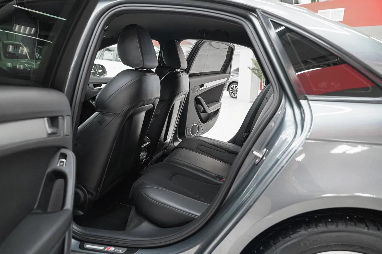 Audi A4 2012, серый, ДЦ Орехово