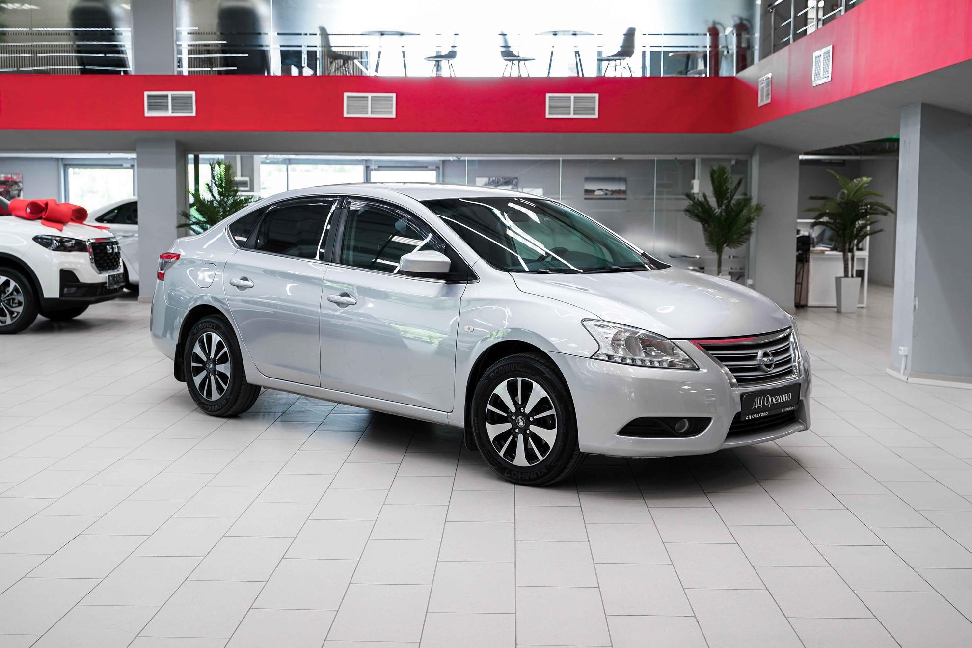 Nissan Sentra 2014, серебряный, ДЦ Орехово