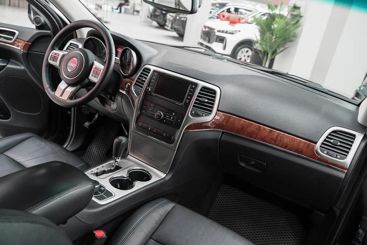 Jeep Grand Cherokee 2011, черный, ДЦ Орехово