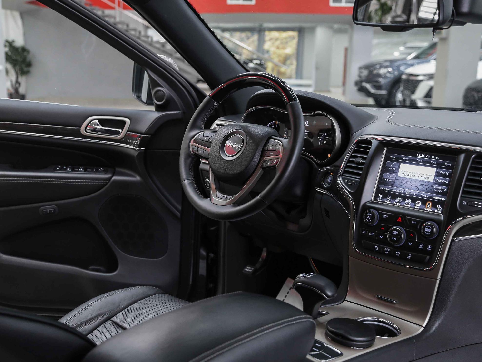 Jeep Grand Cherokee 2013, серый, ДЦ Орехово