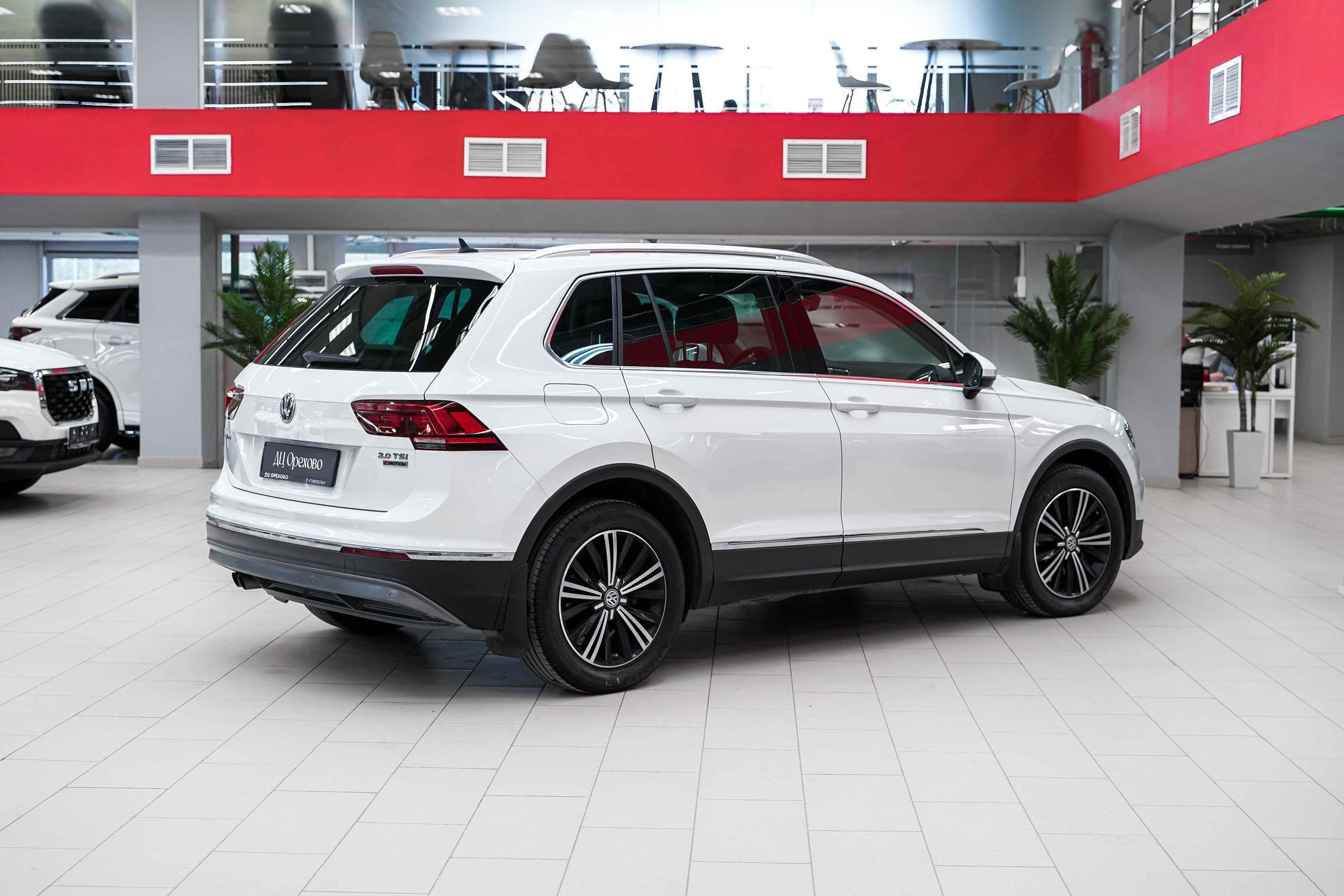 Volkswagen Tiguan 2017, белый, ДЦ Орехово