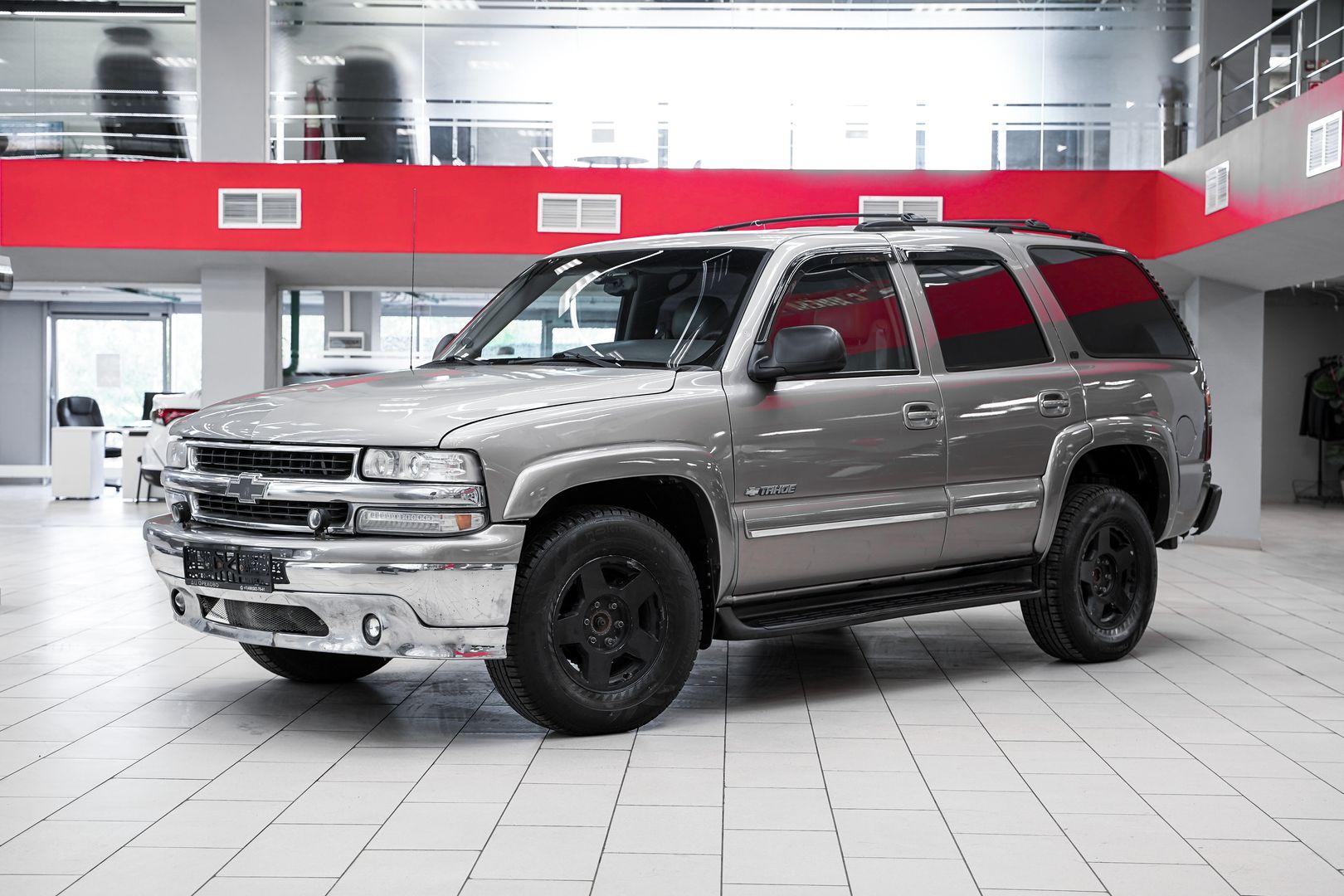 Chevrolet Tahoe 2002, серый, ДЦ Орехово